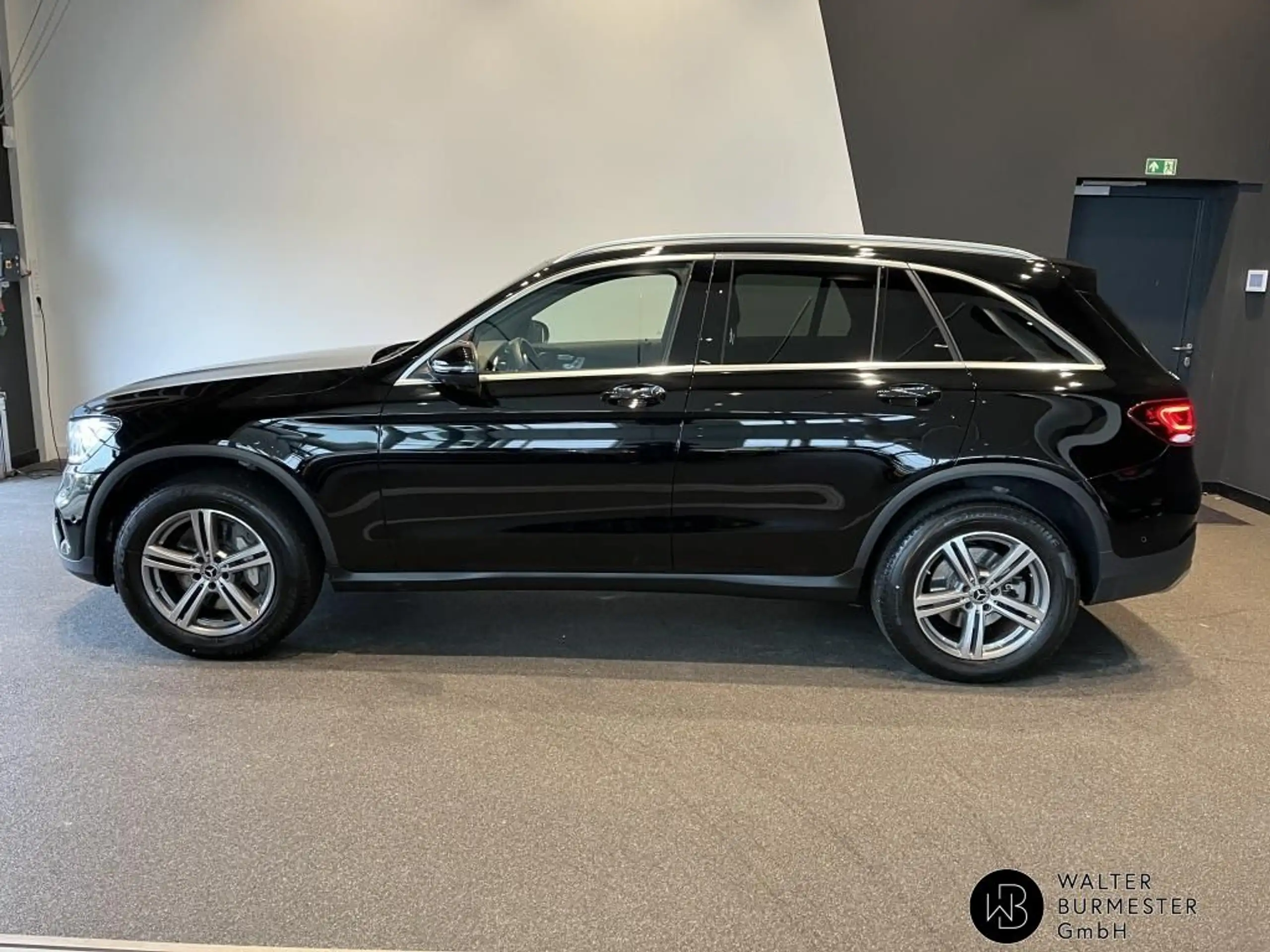 Mercedes-Benz - GLC 300