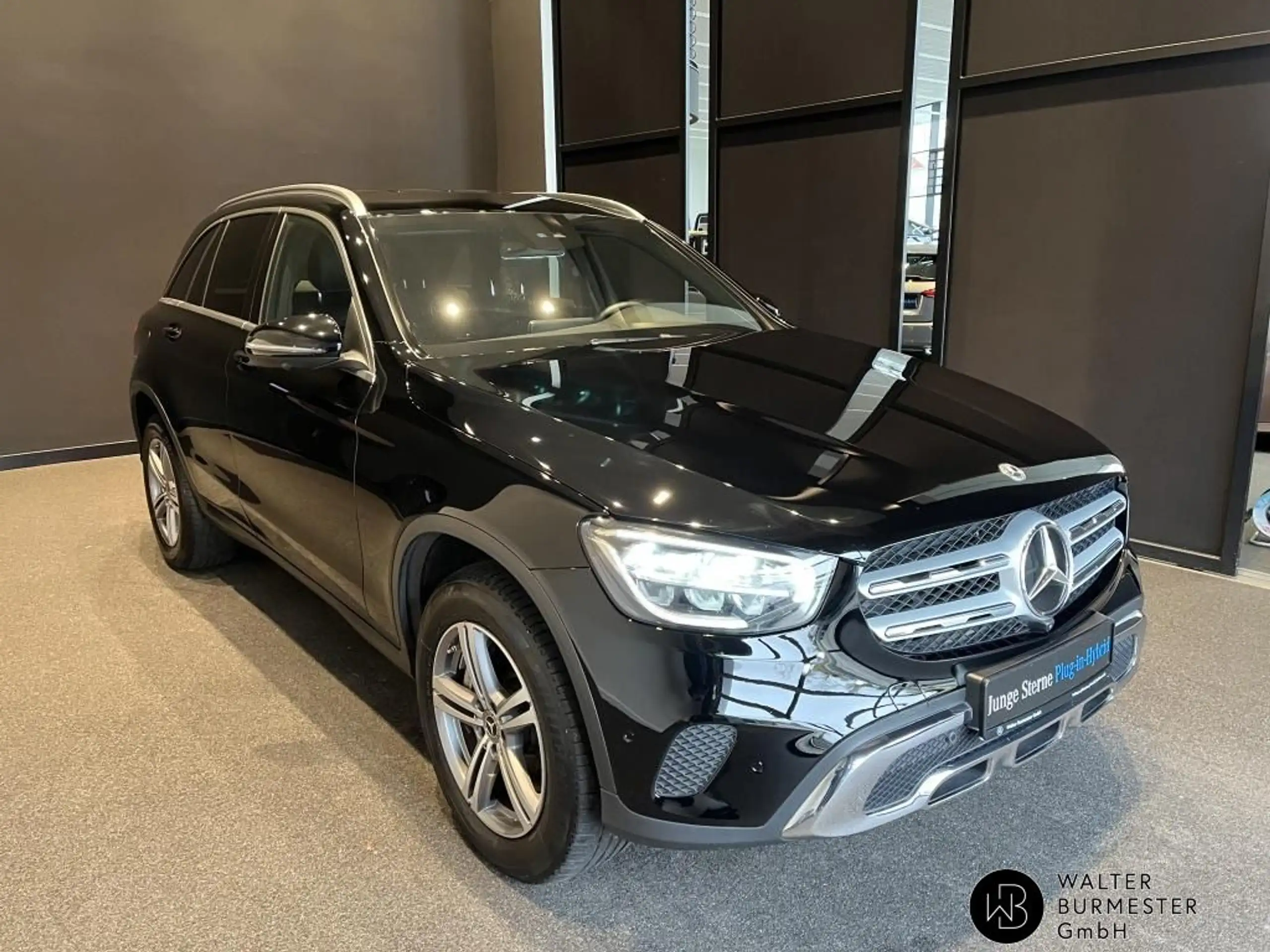 Mercedes-Benz - GLC 300