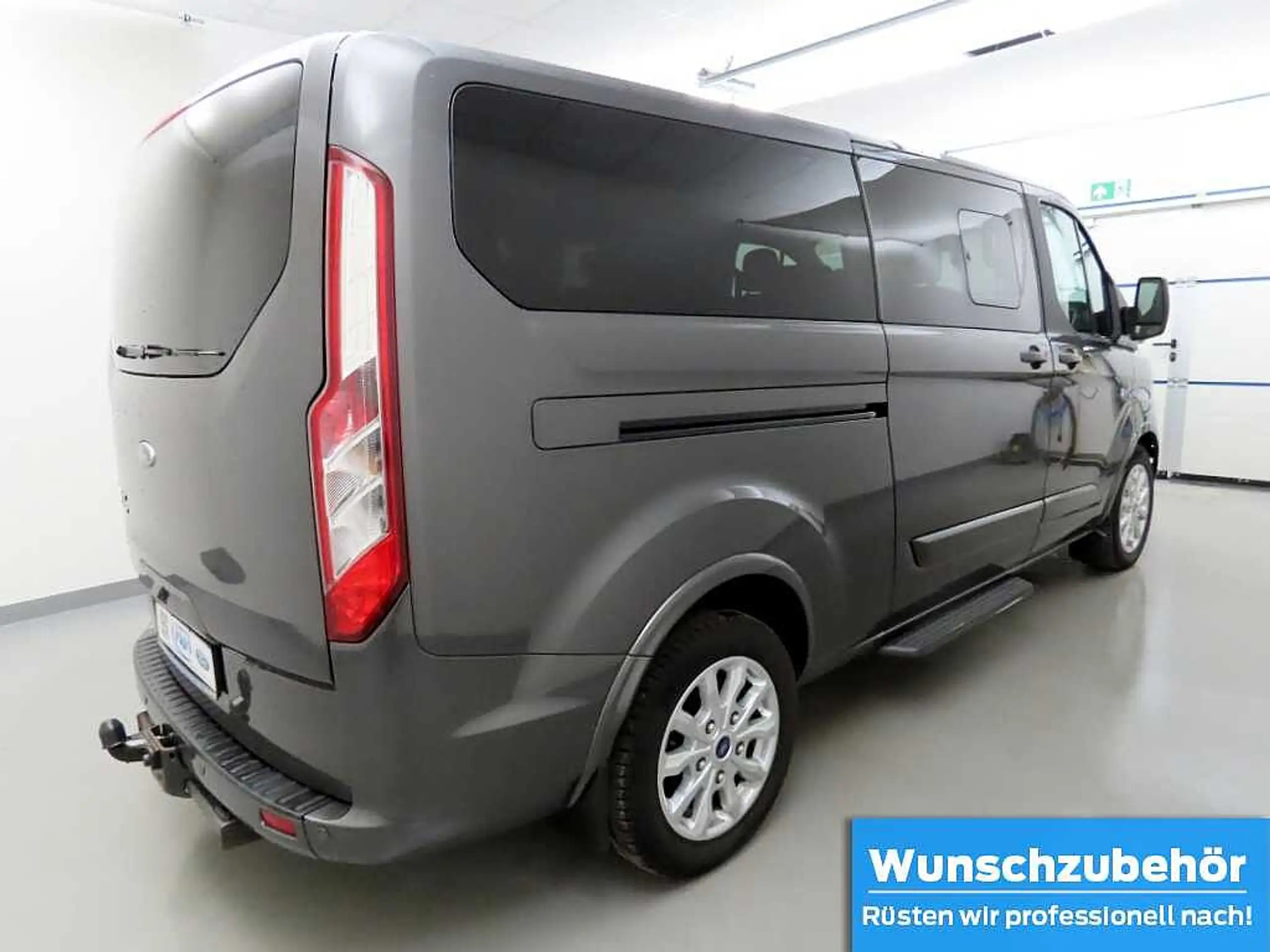 Ford - Tourneo Custom