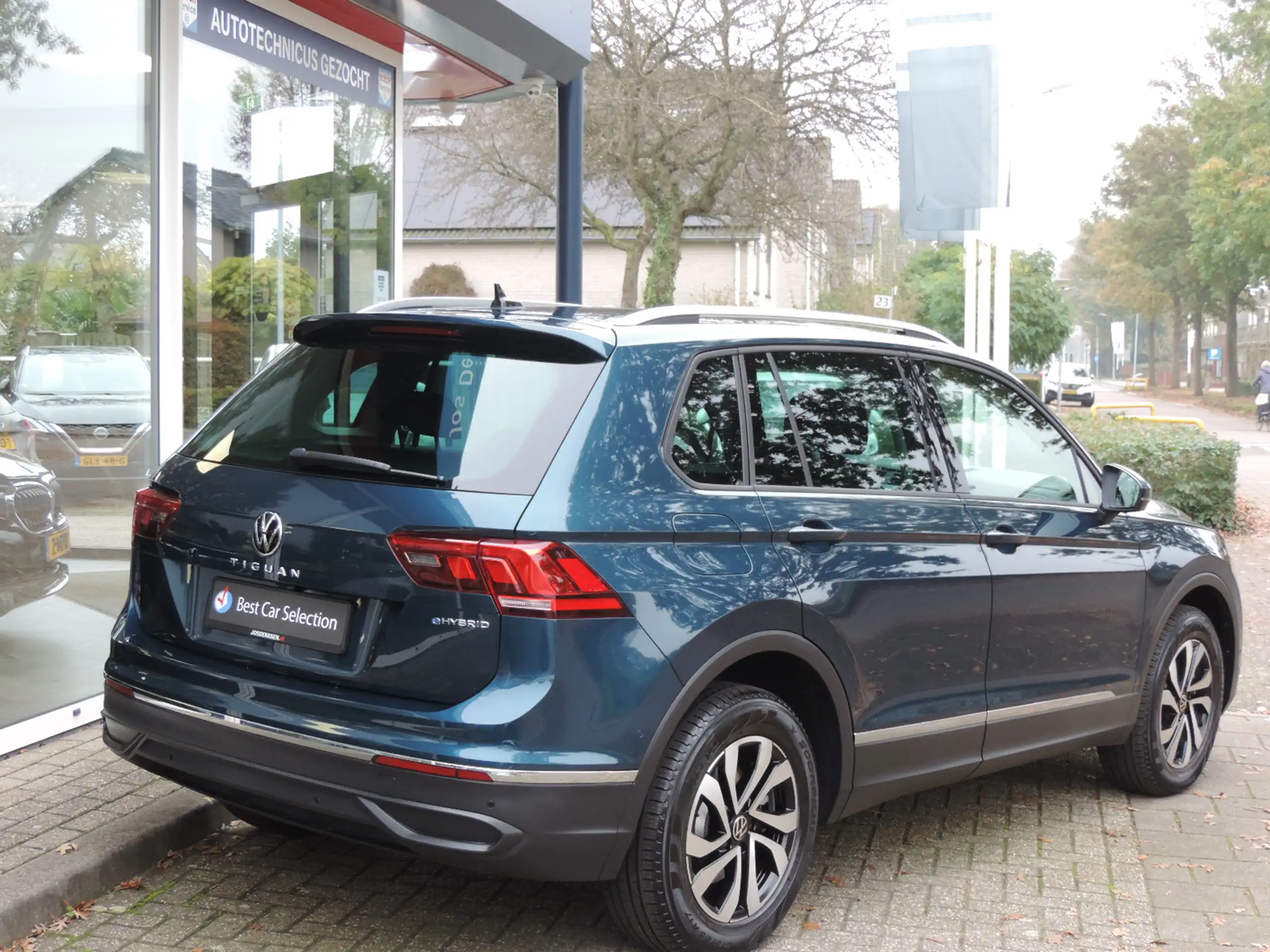 Volkswagen - Tiguan