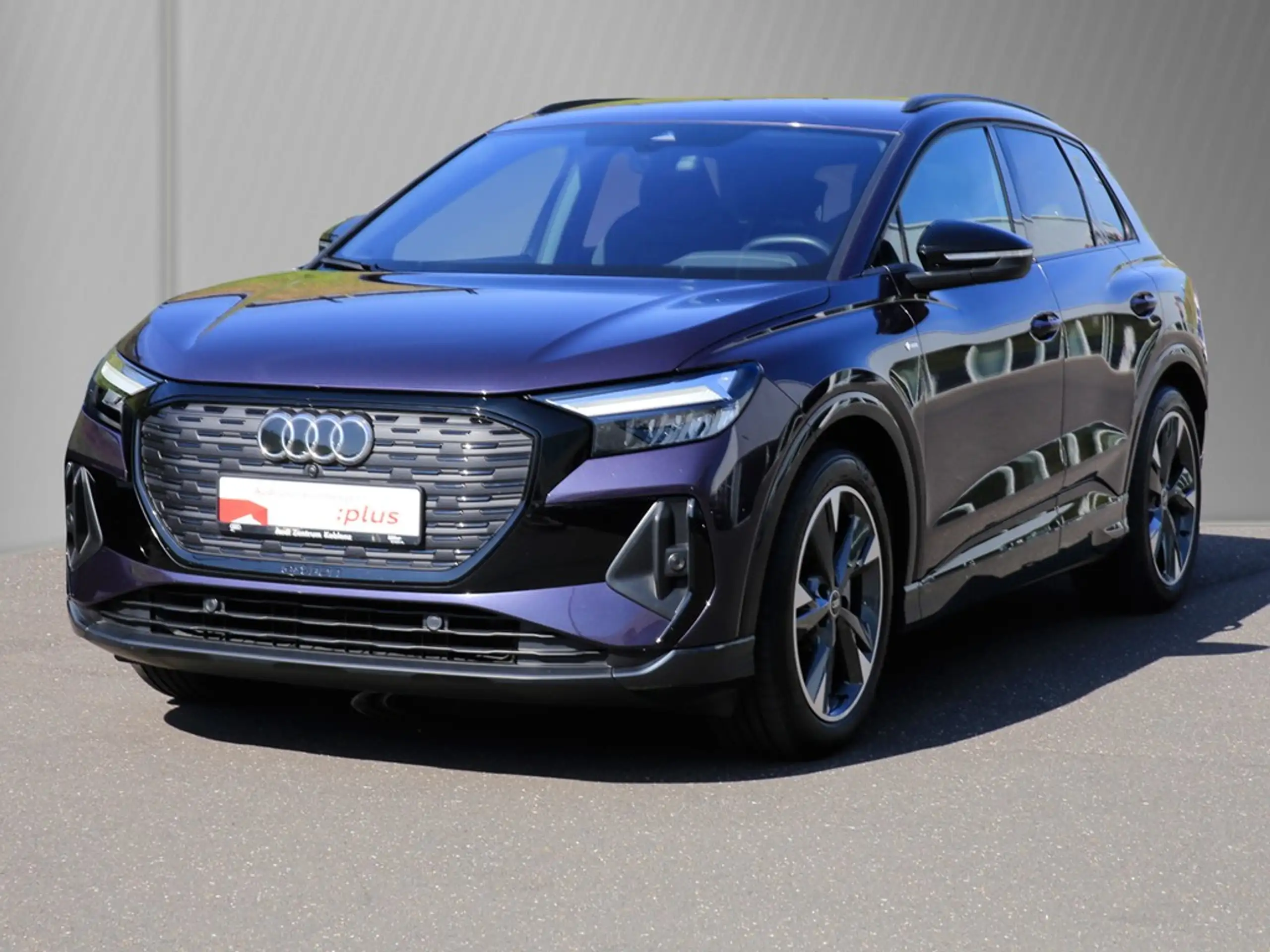 Audi - Q4 e-tron