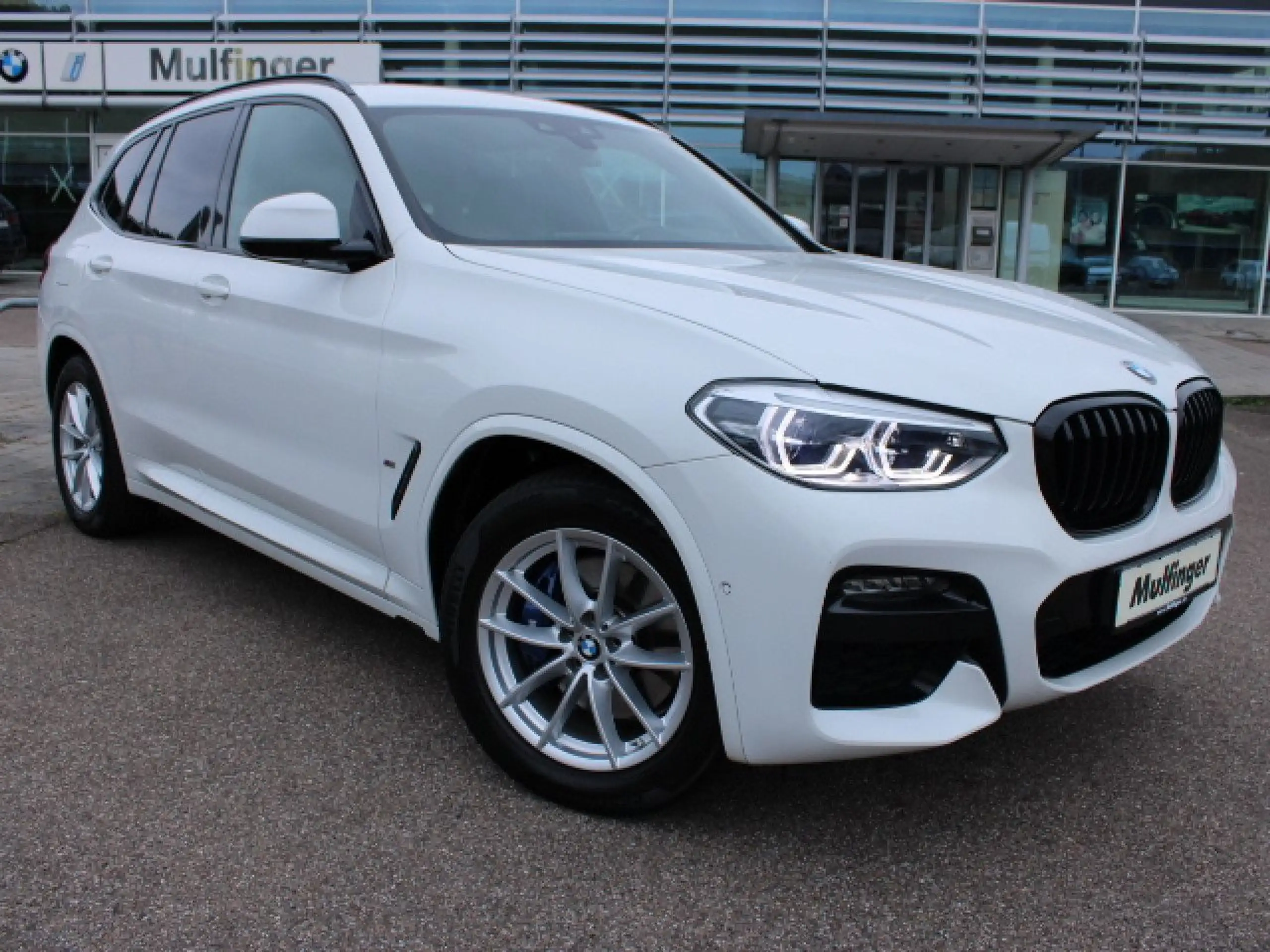 BMW - X3