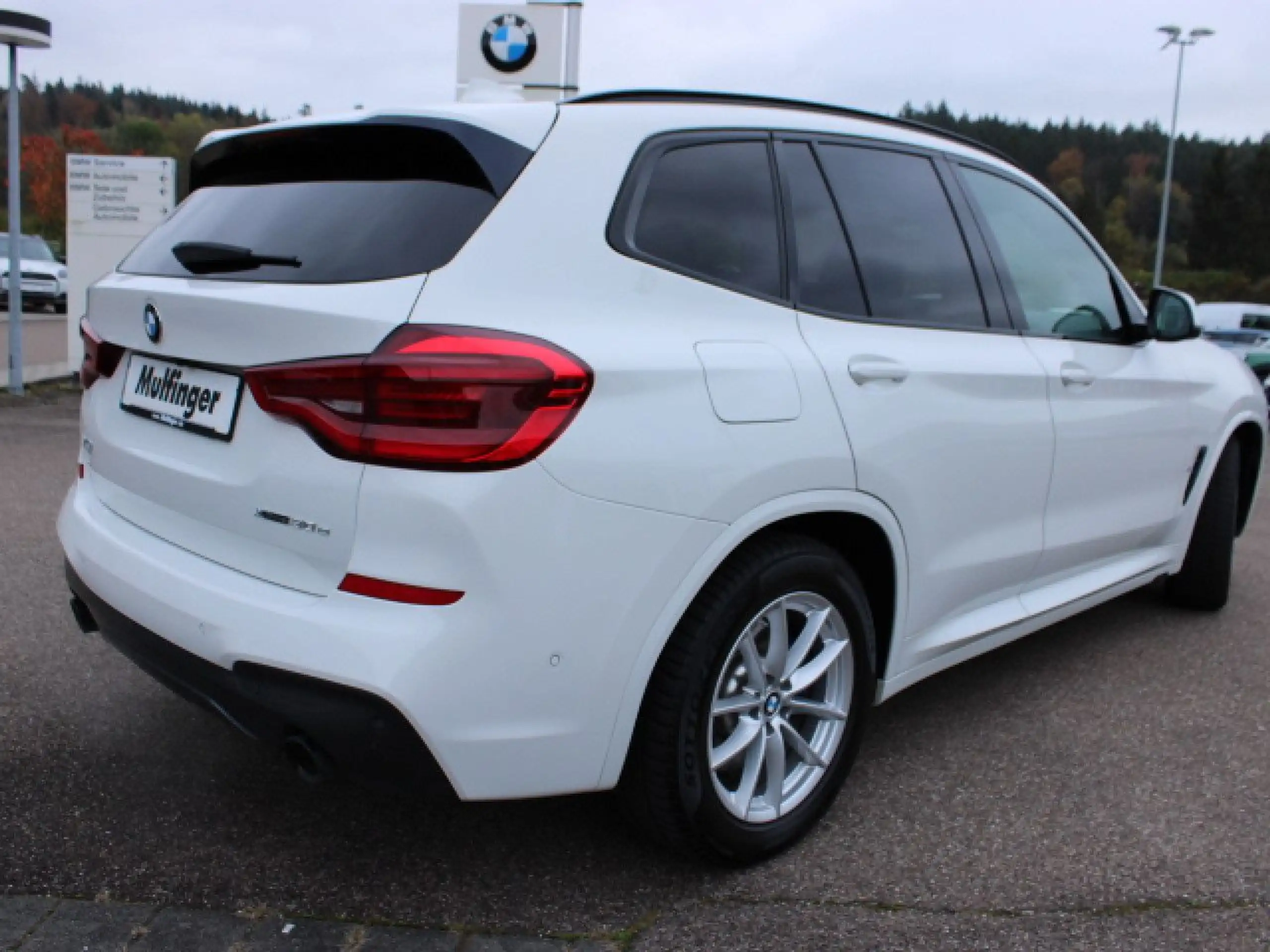 BMW - X3