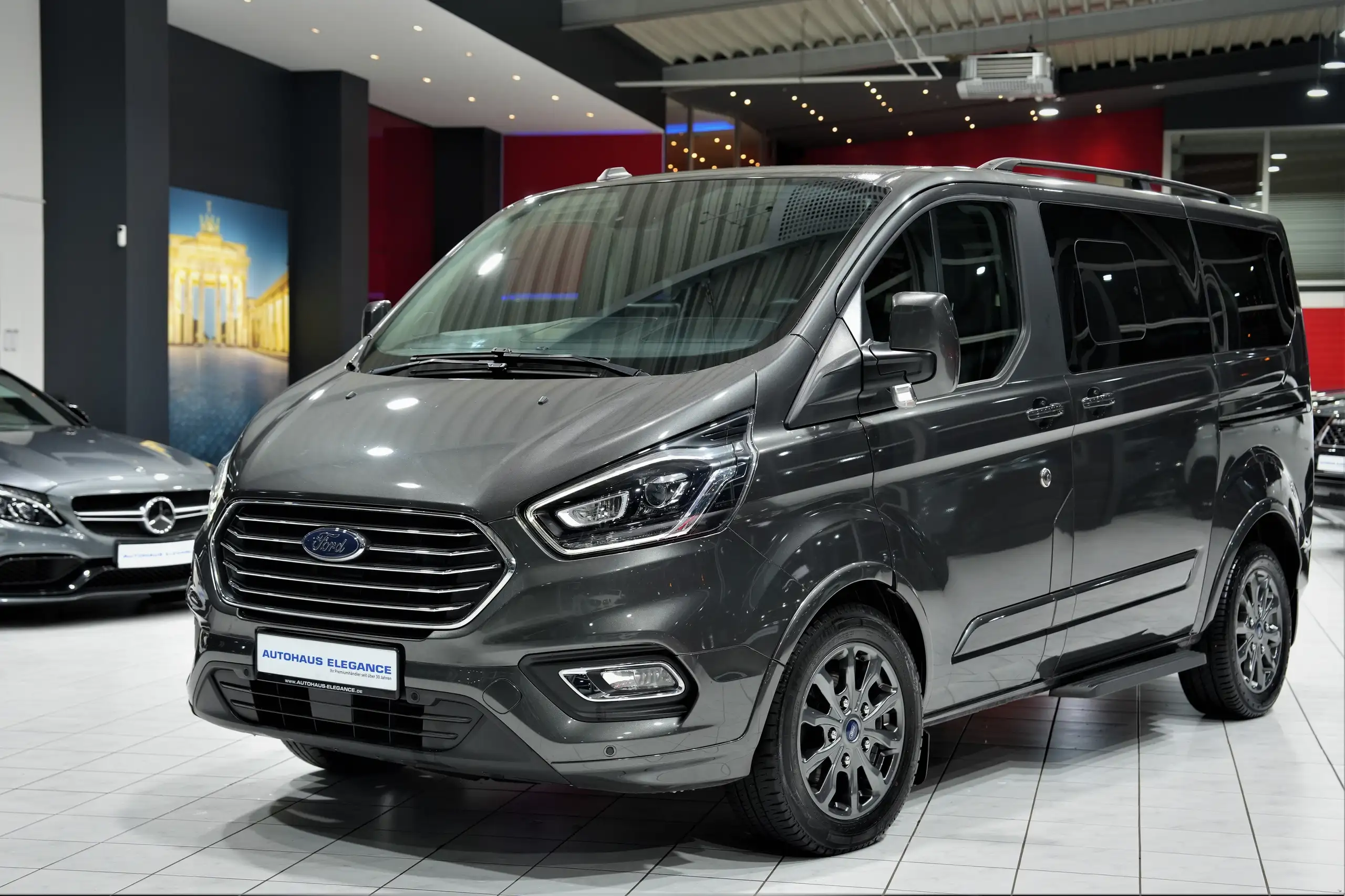 Ford - Tourneo Custom