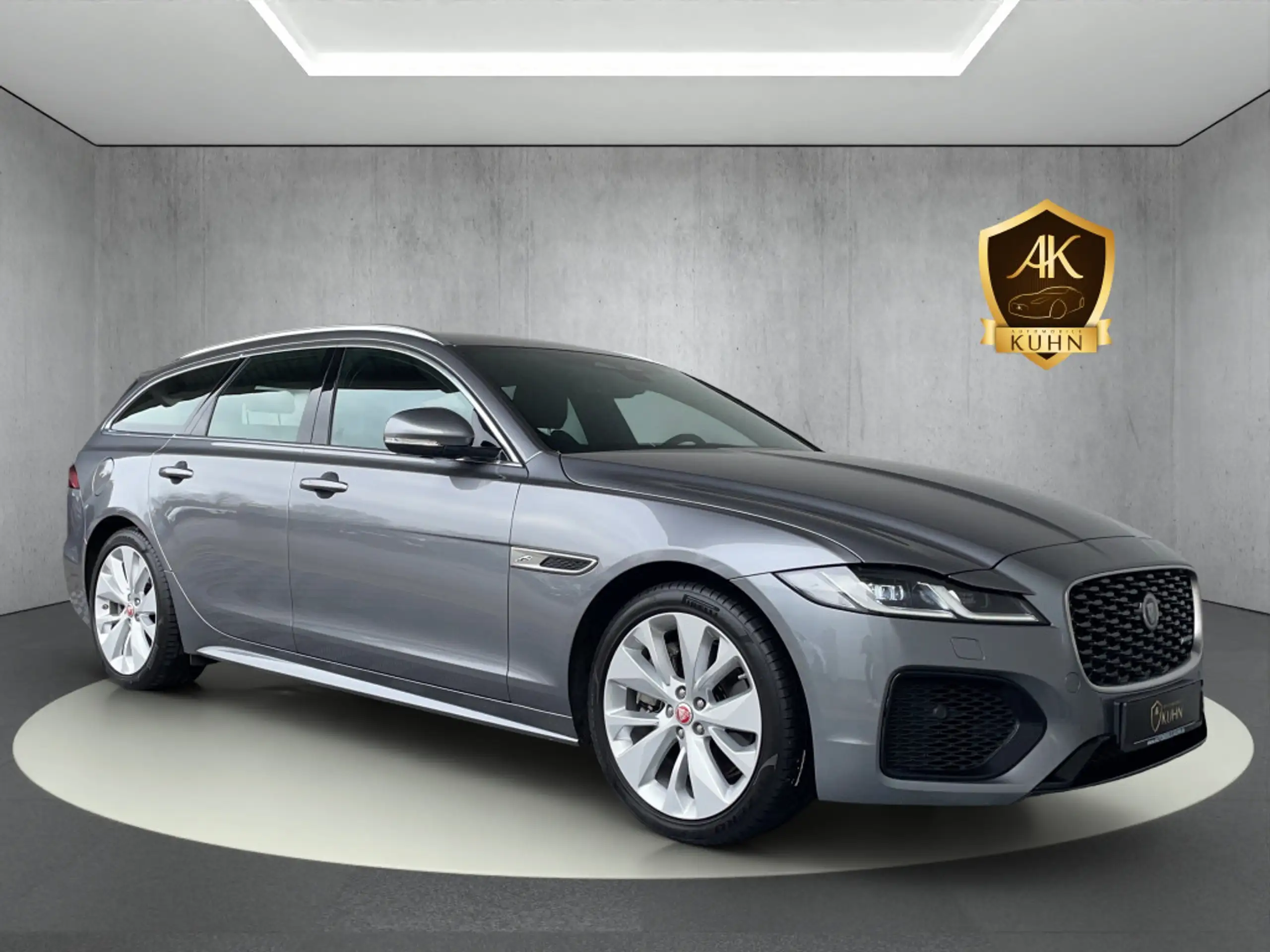 Jaguar - XF