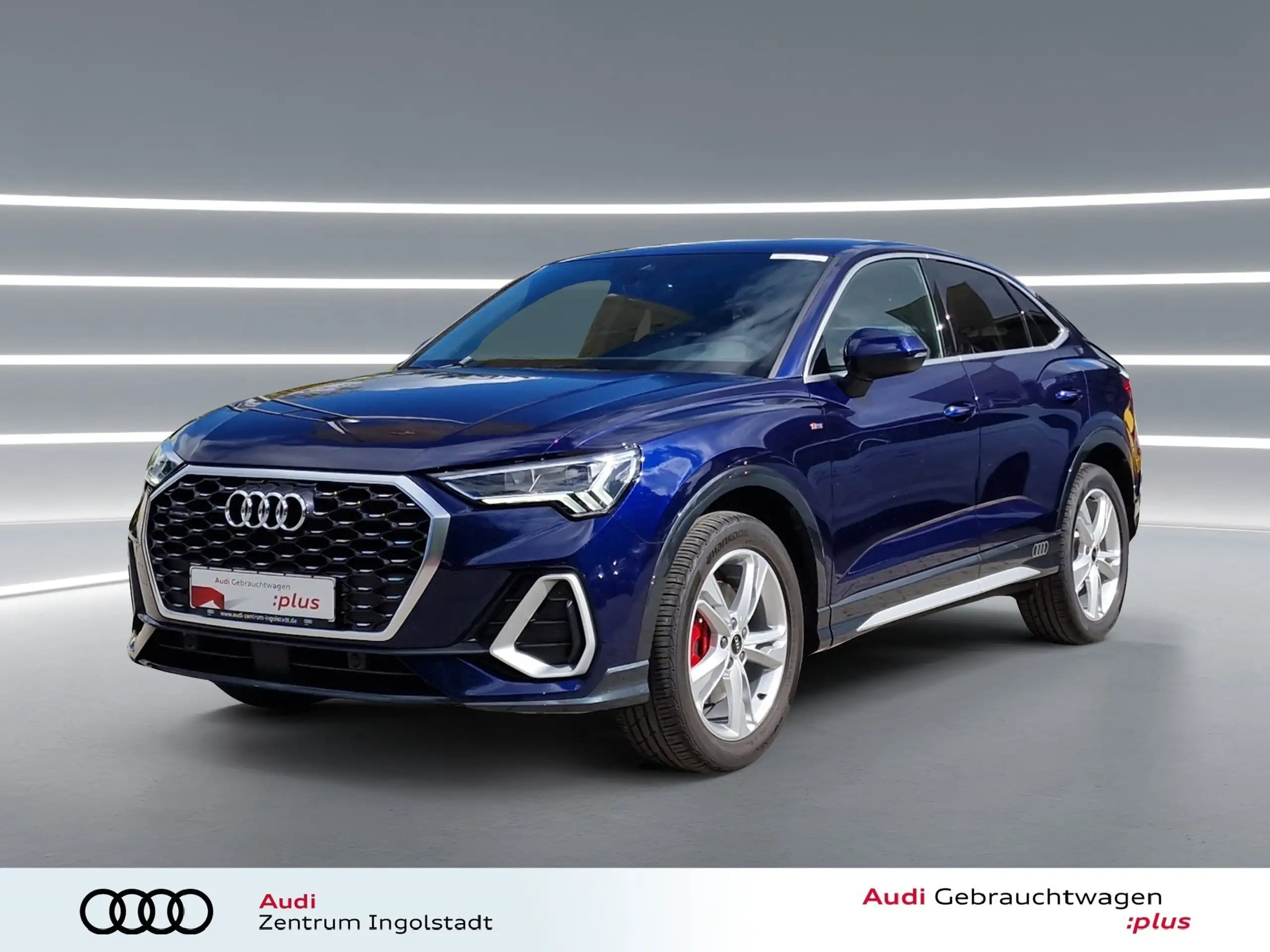 Audi - Q3