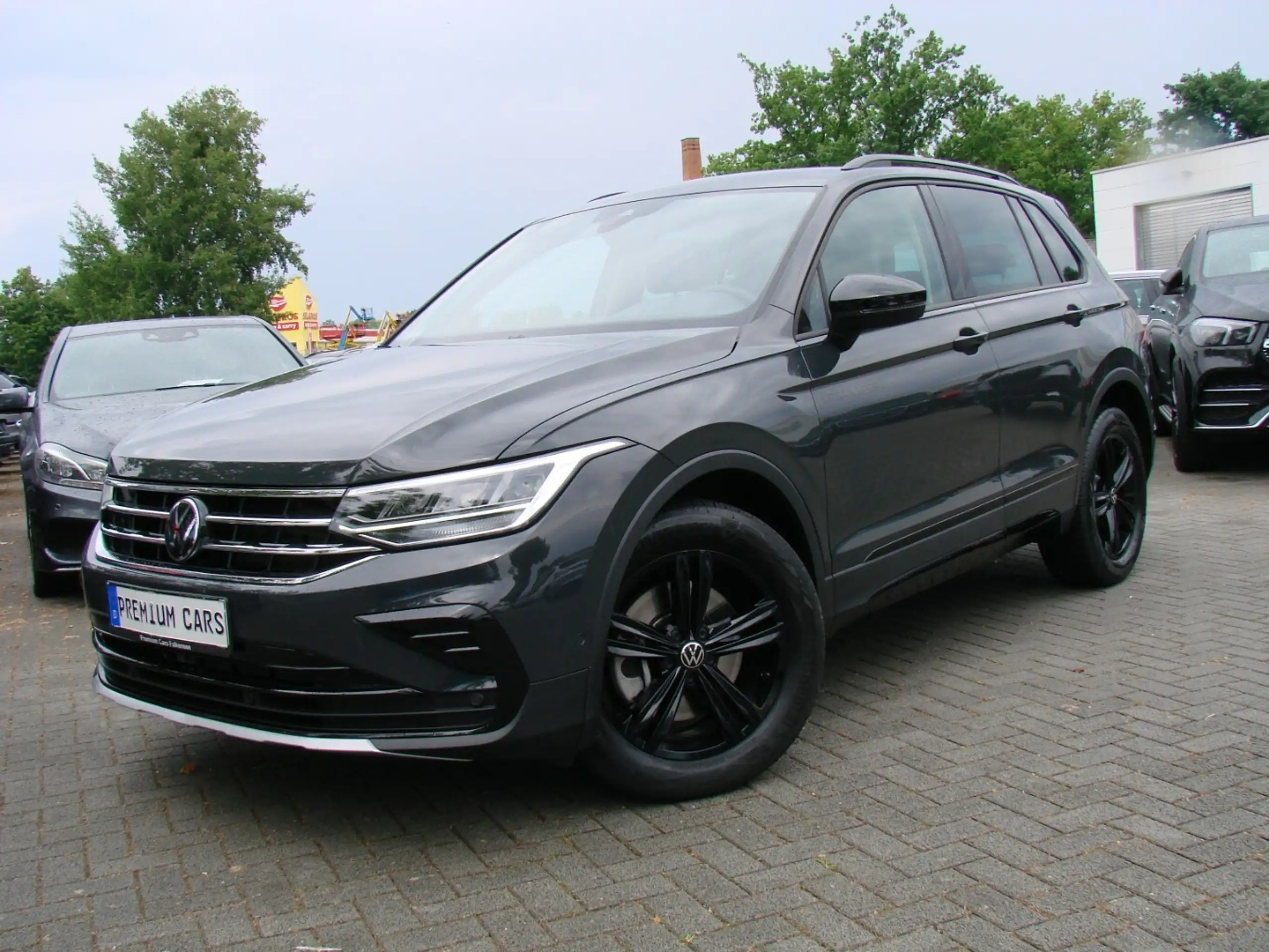 Volkswagen - Tiguan