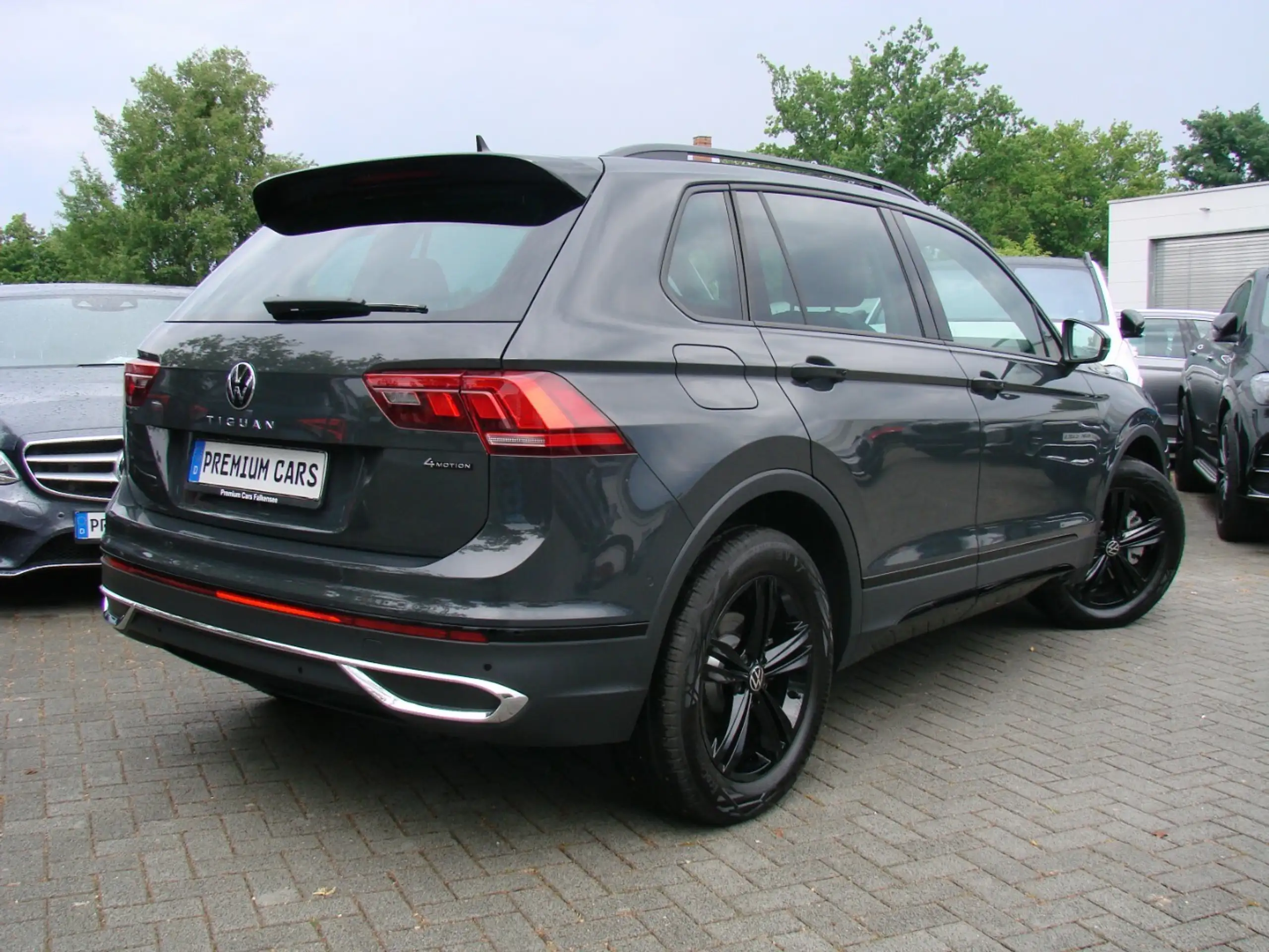 Volkswagen - Tiguan