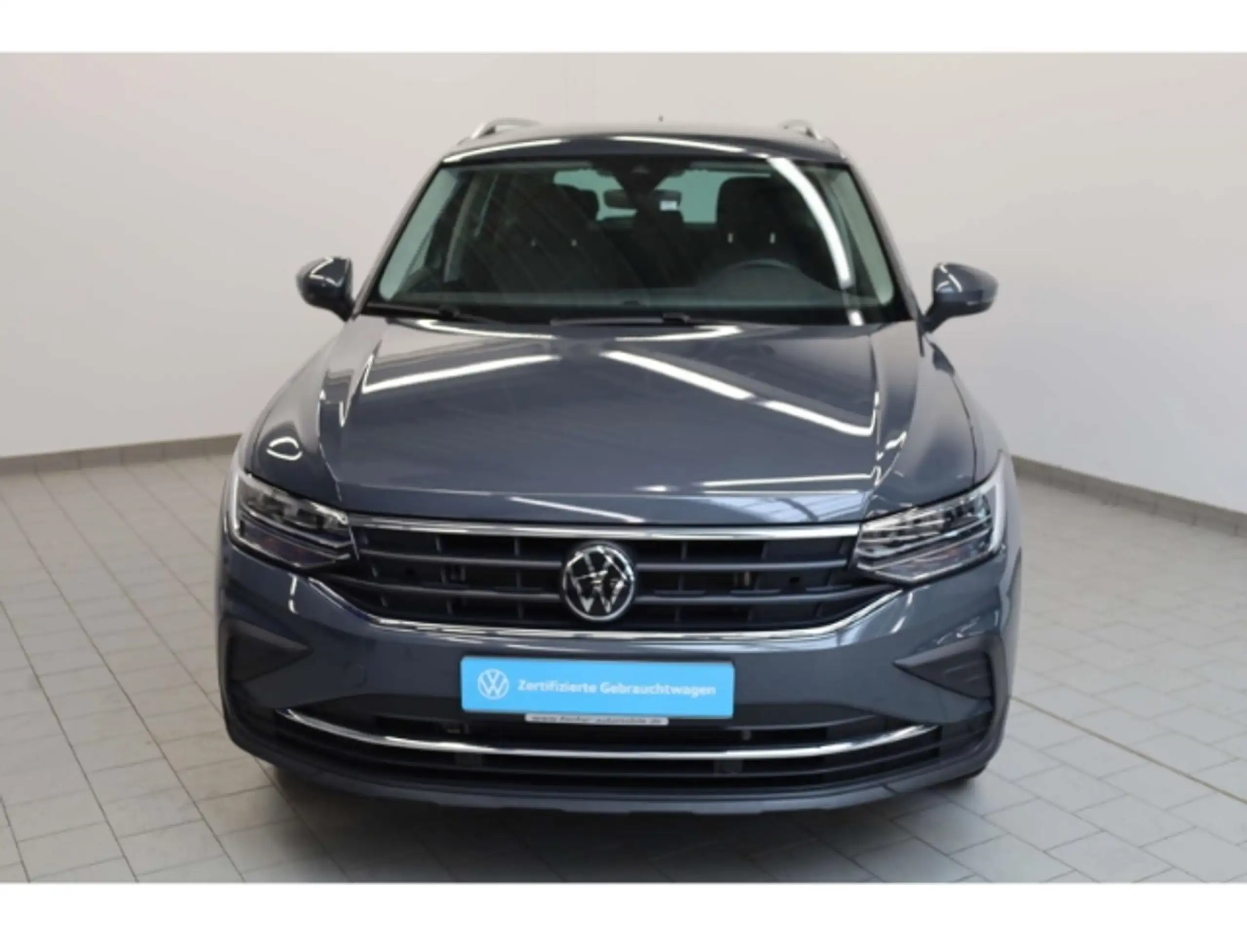 Volkswagen - Tiguan