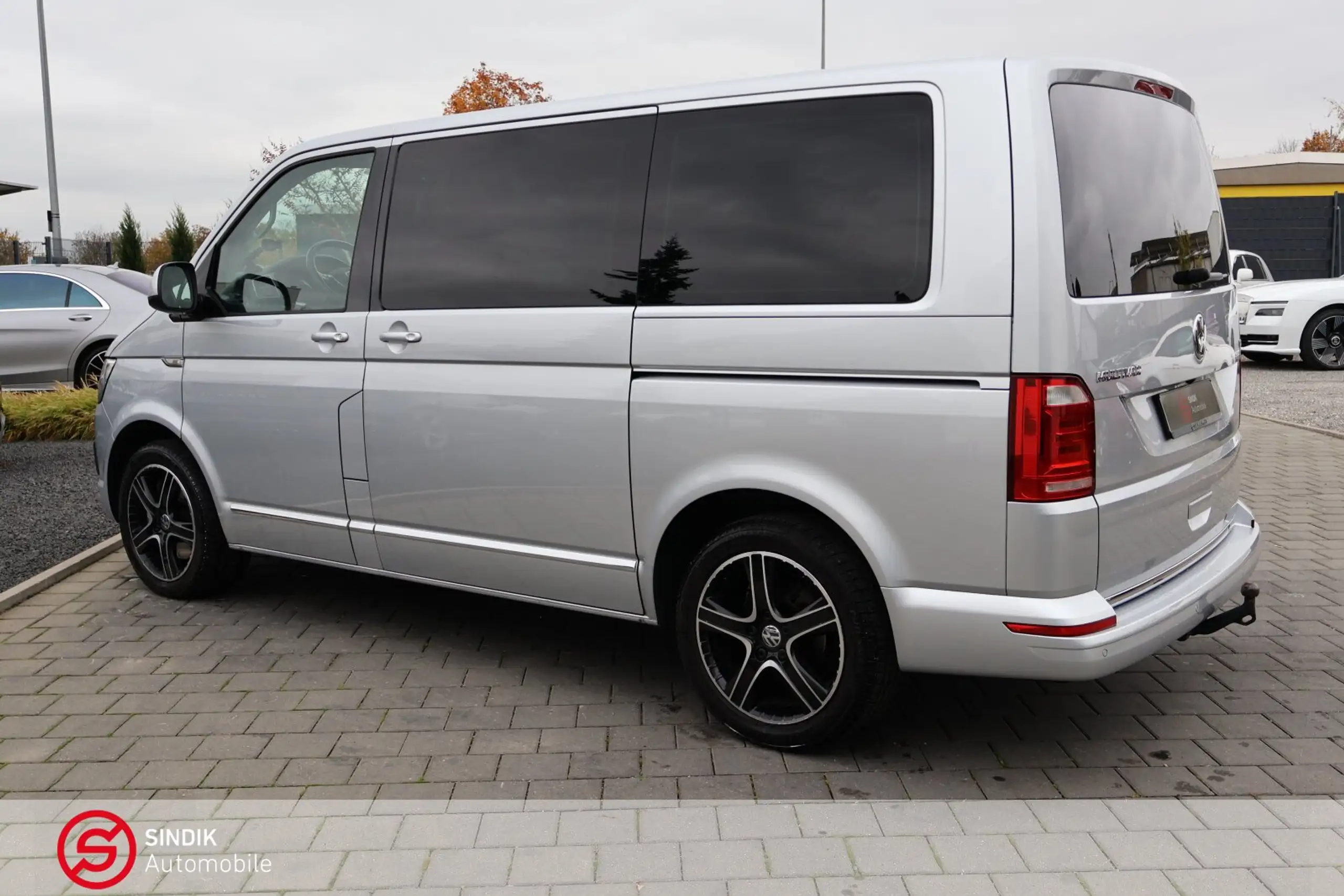 Volkswagen - T6 Multivan