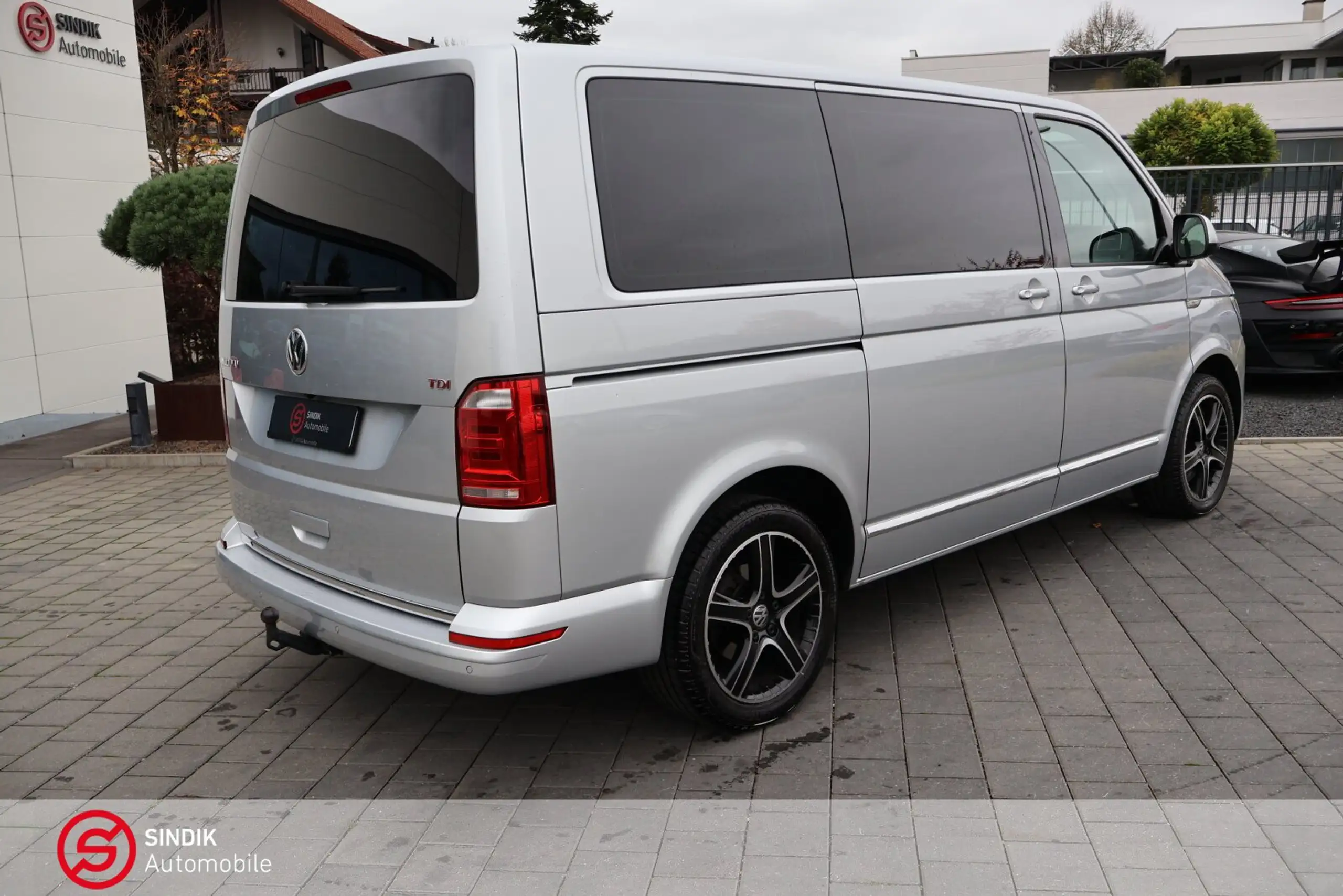 Volkswagen - T6 Multivan