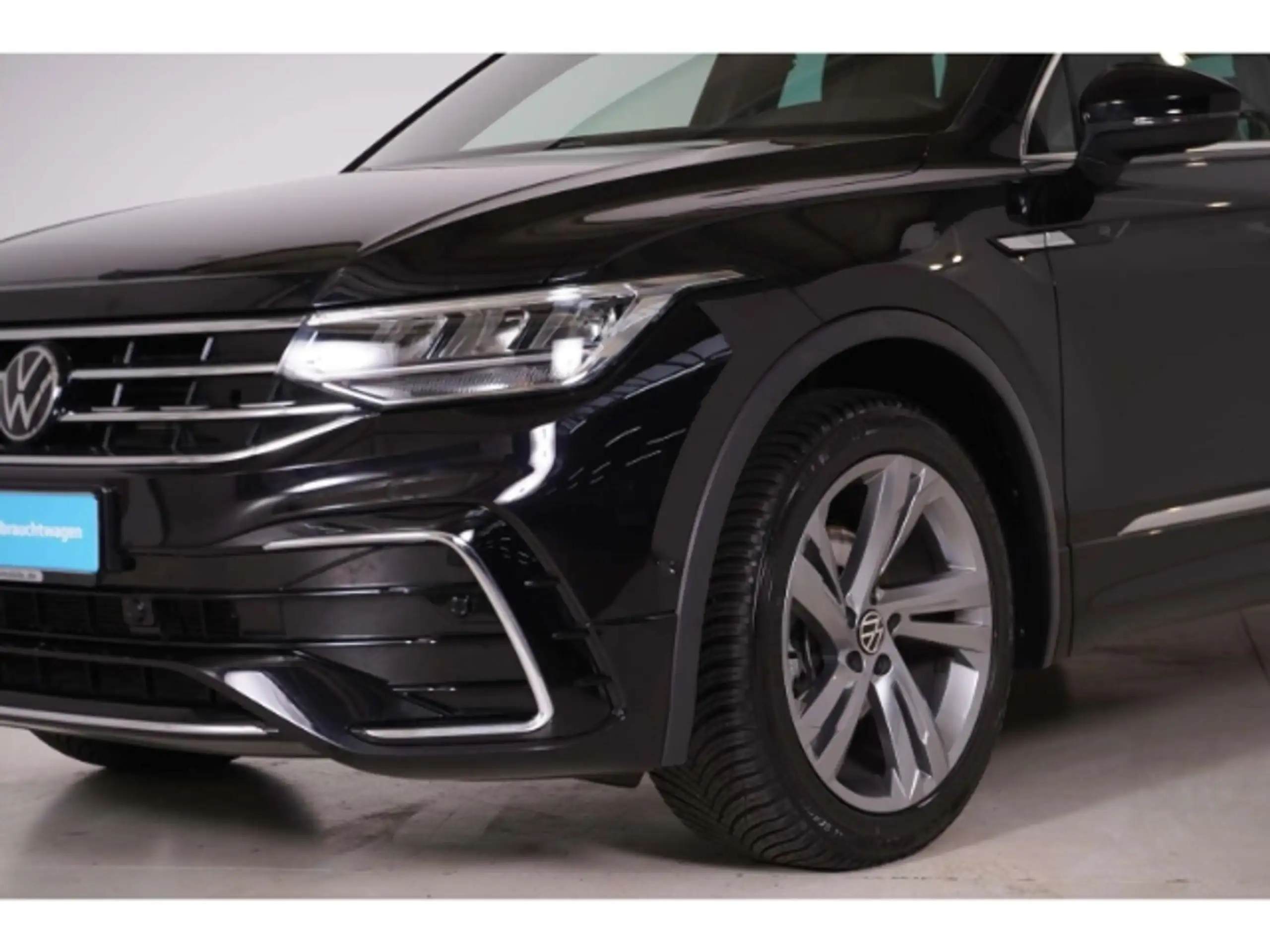 Volkswagen - Tiguan