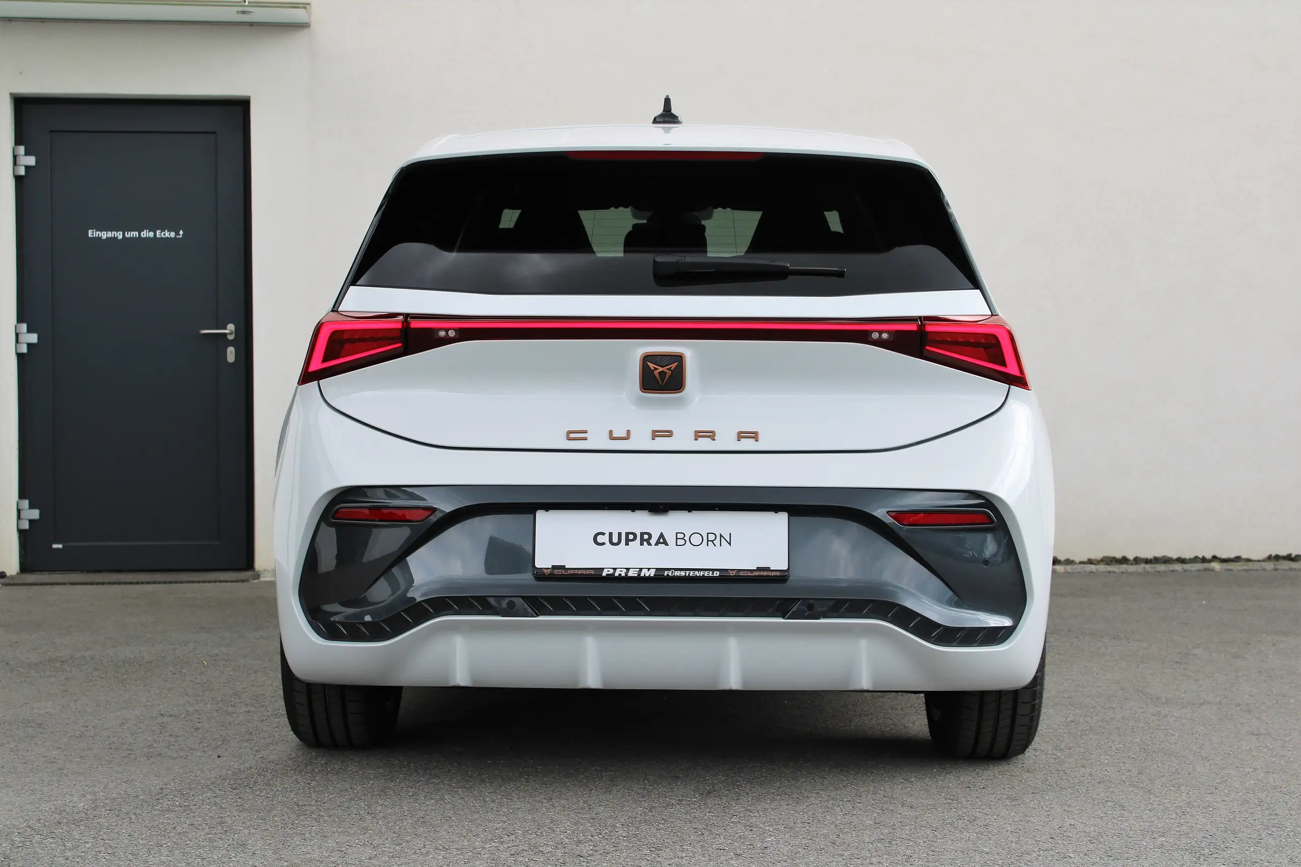 CUPRA - Born