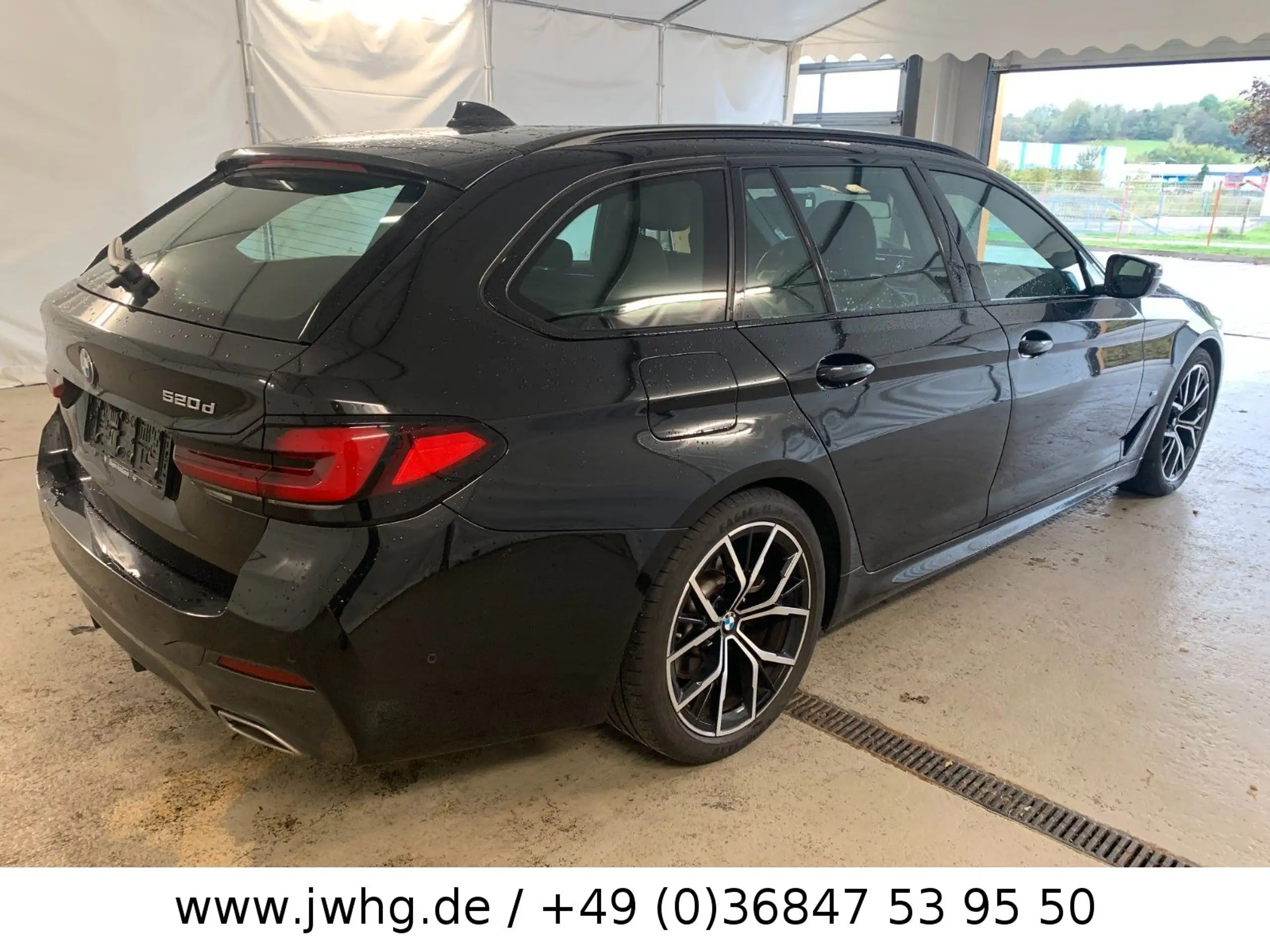 BMW - 520