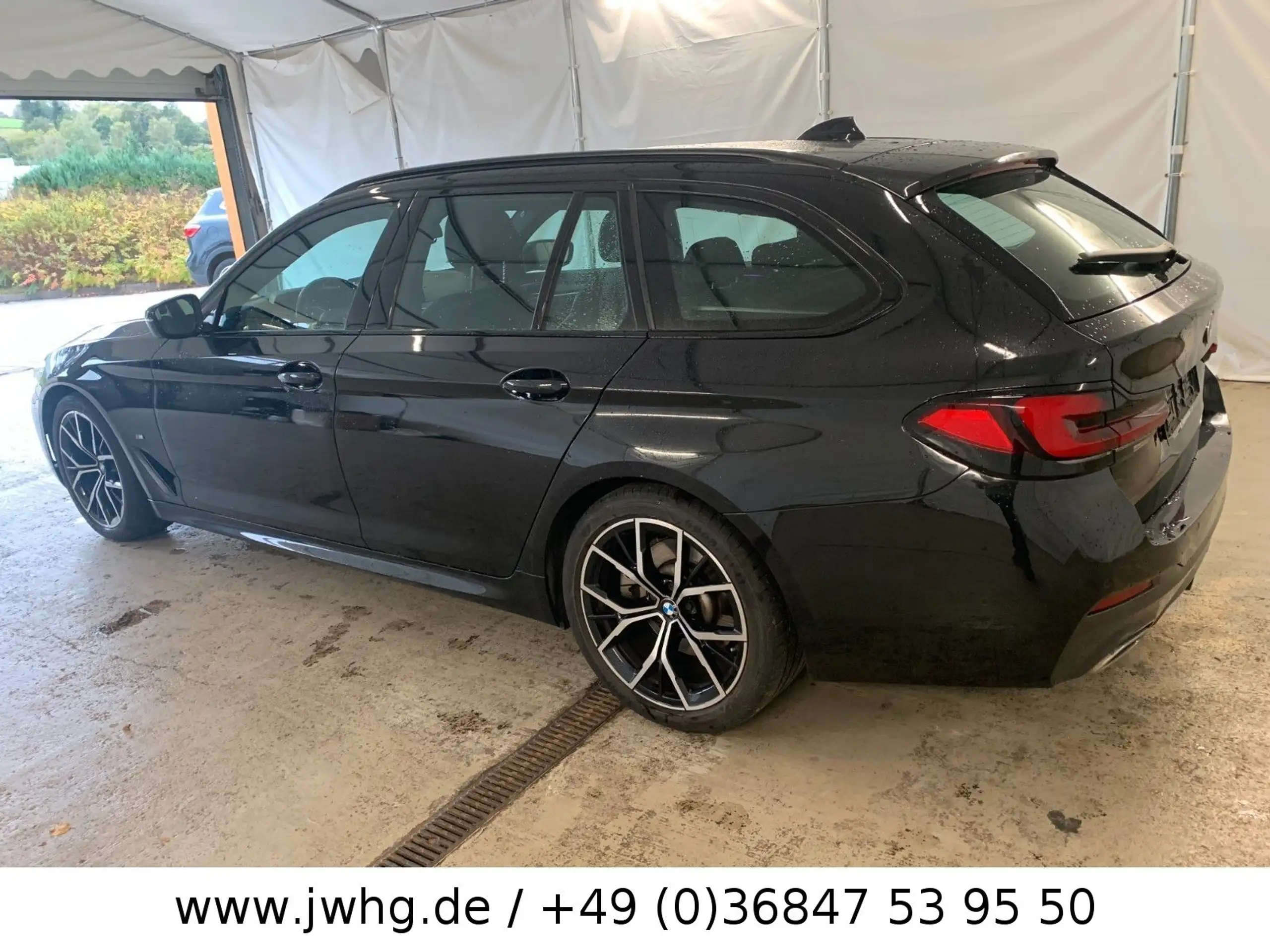 BMW - 520