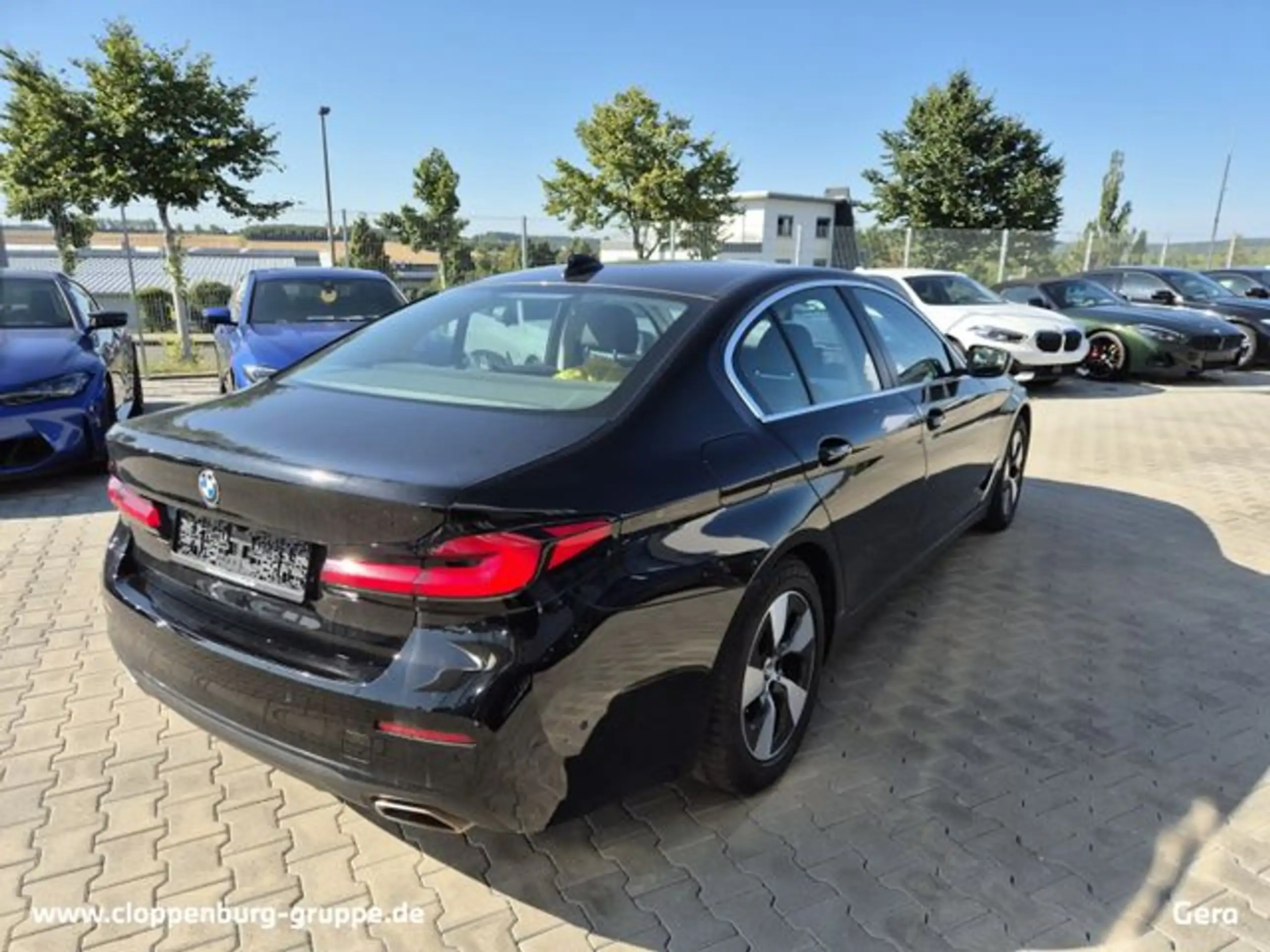 BMW - 520