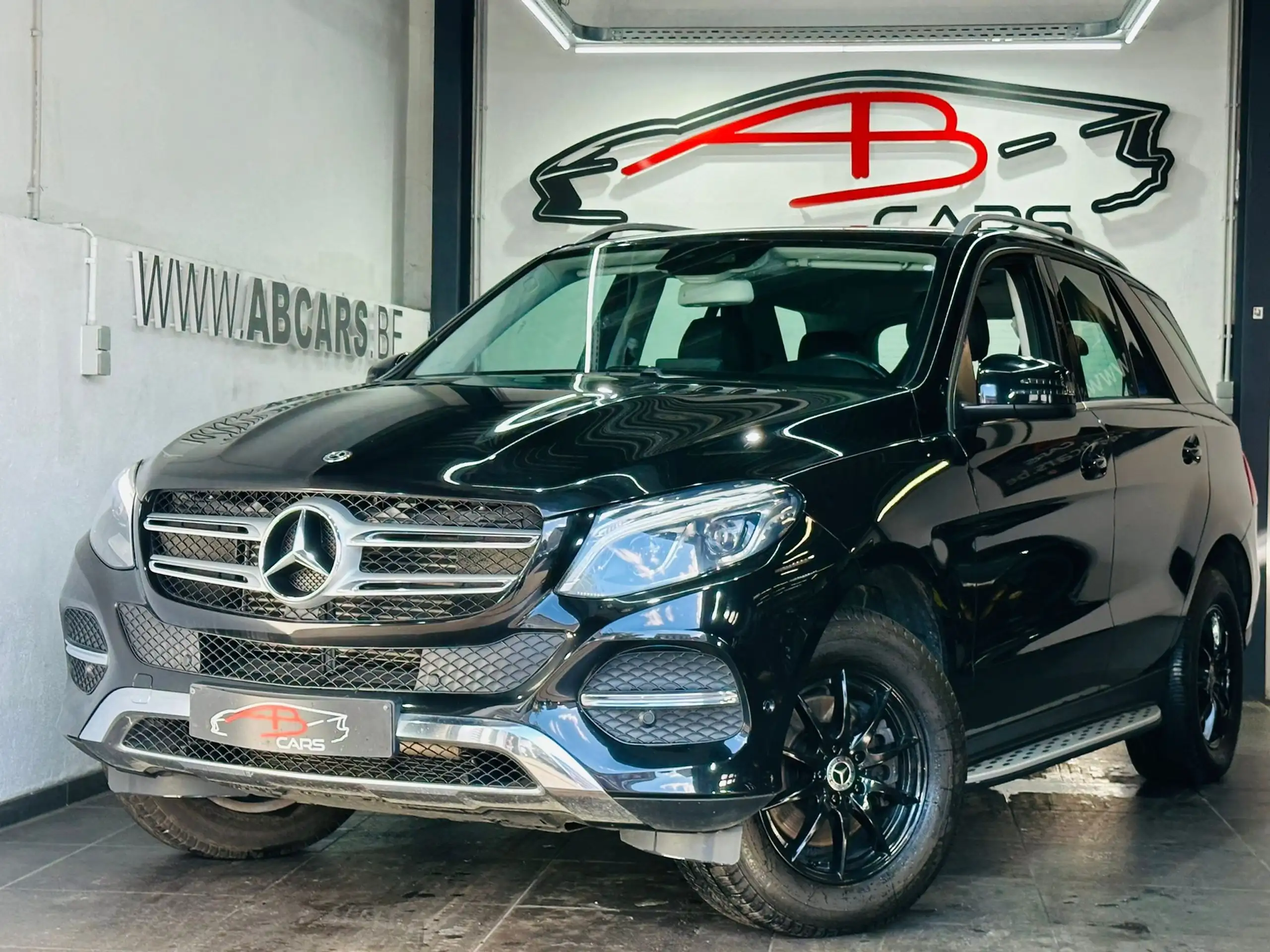 Mercedes-Benz - GLE 350