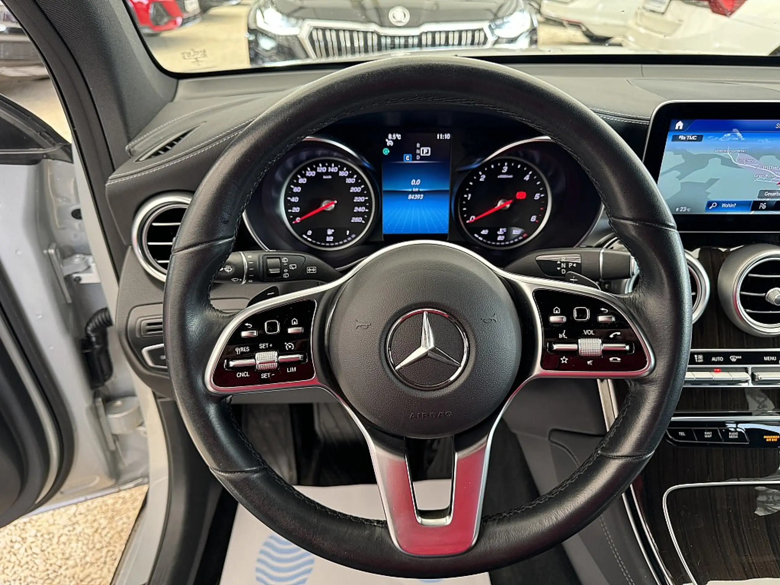 Mercedes-Benz - GLC 220