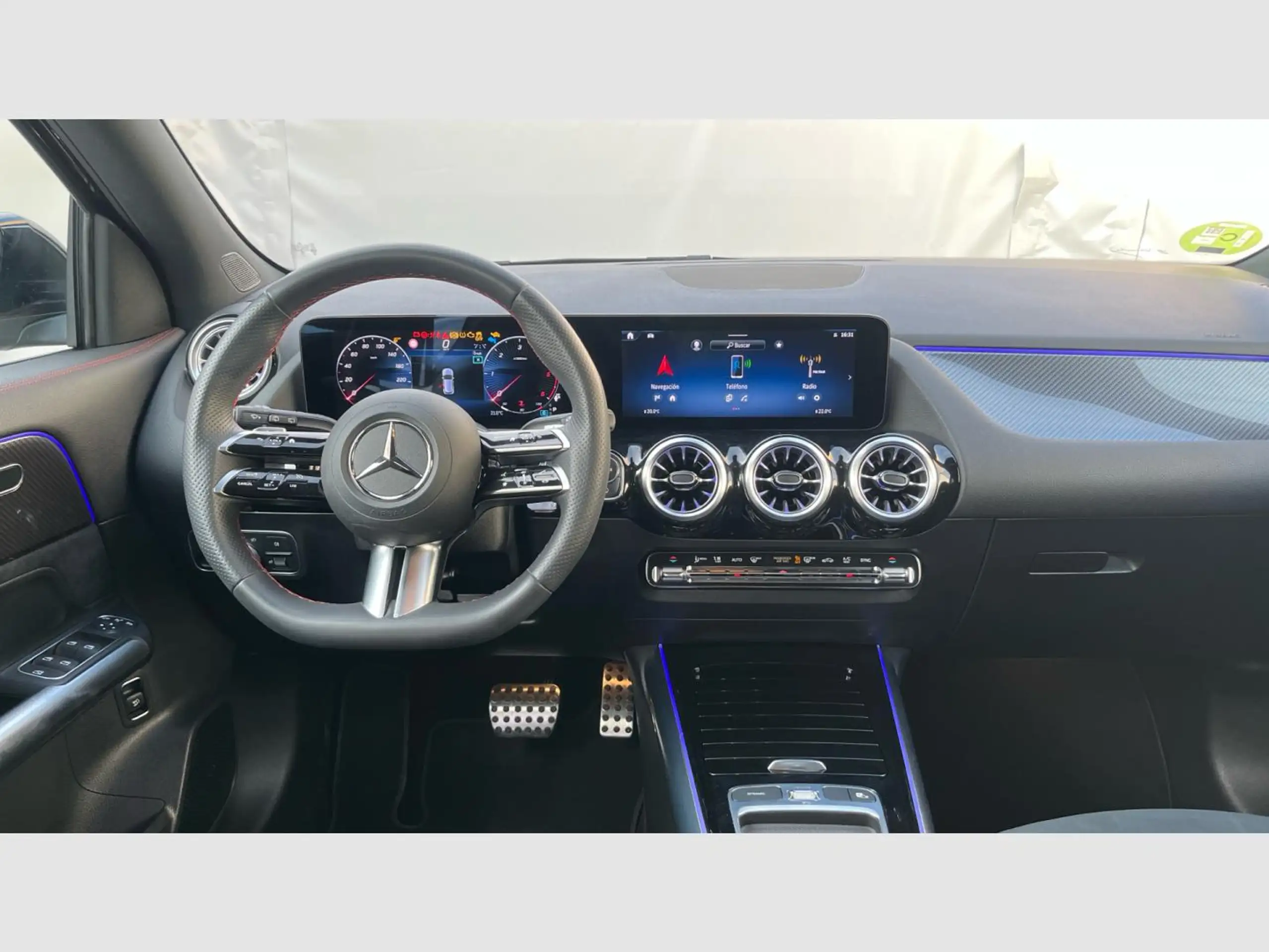 Mercedes-Benz - GLA 200