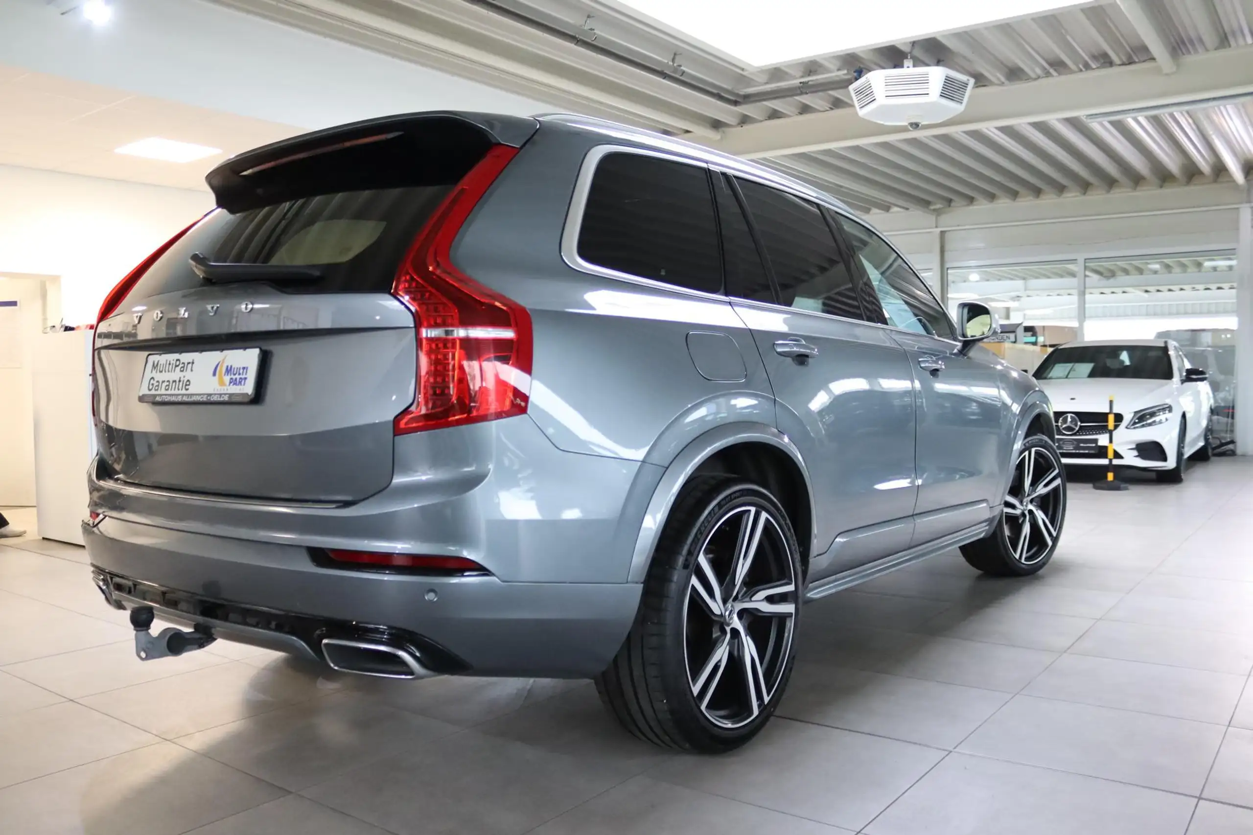 Volvo - XC90