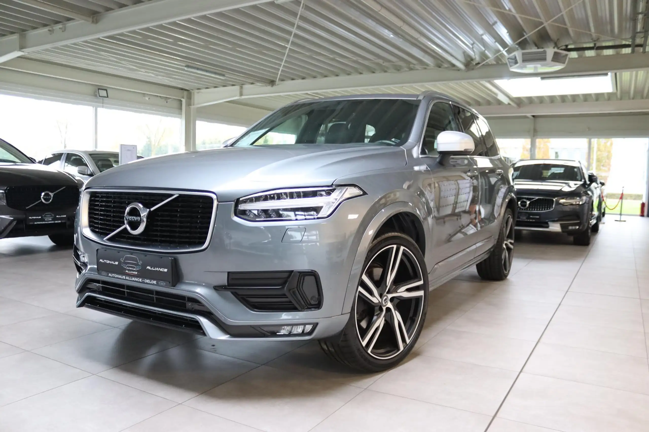 Volvo - XC90