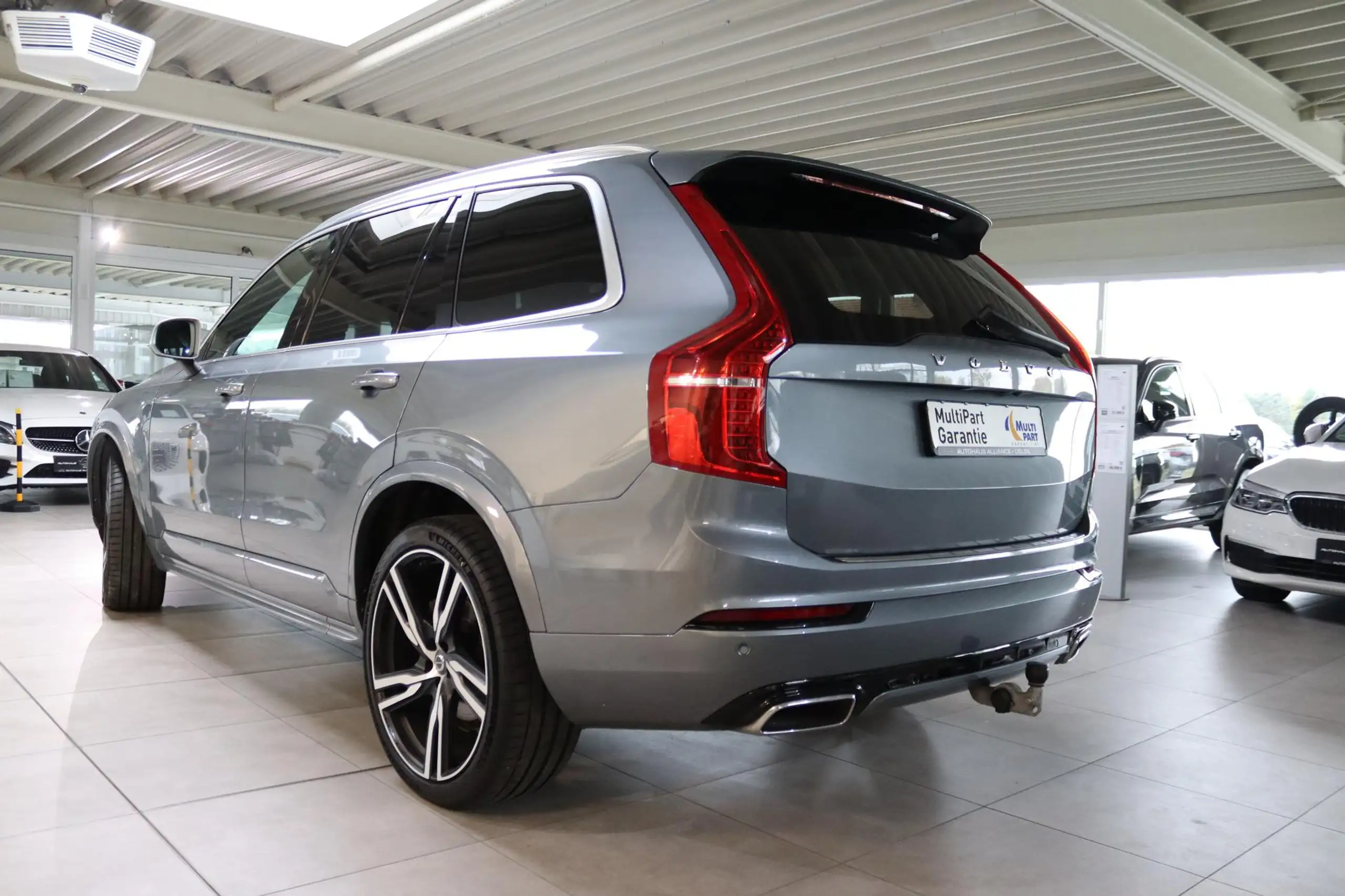 Volvo - XC90