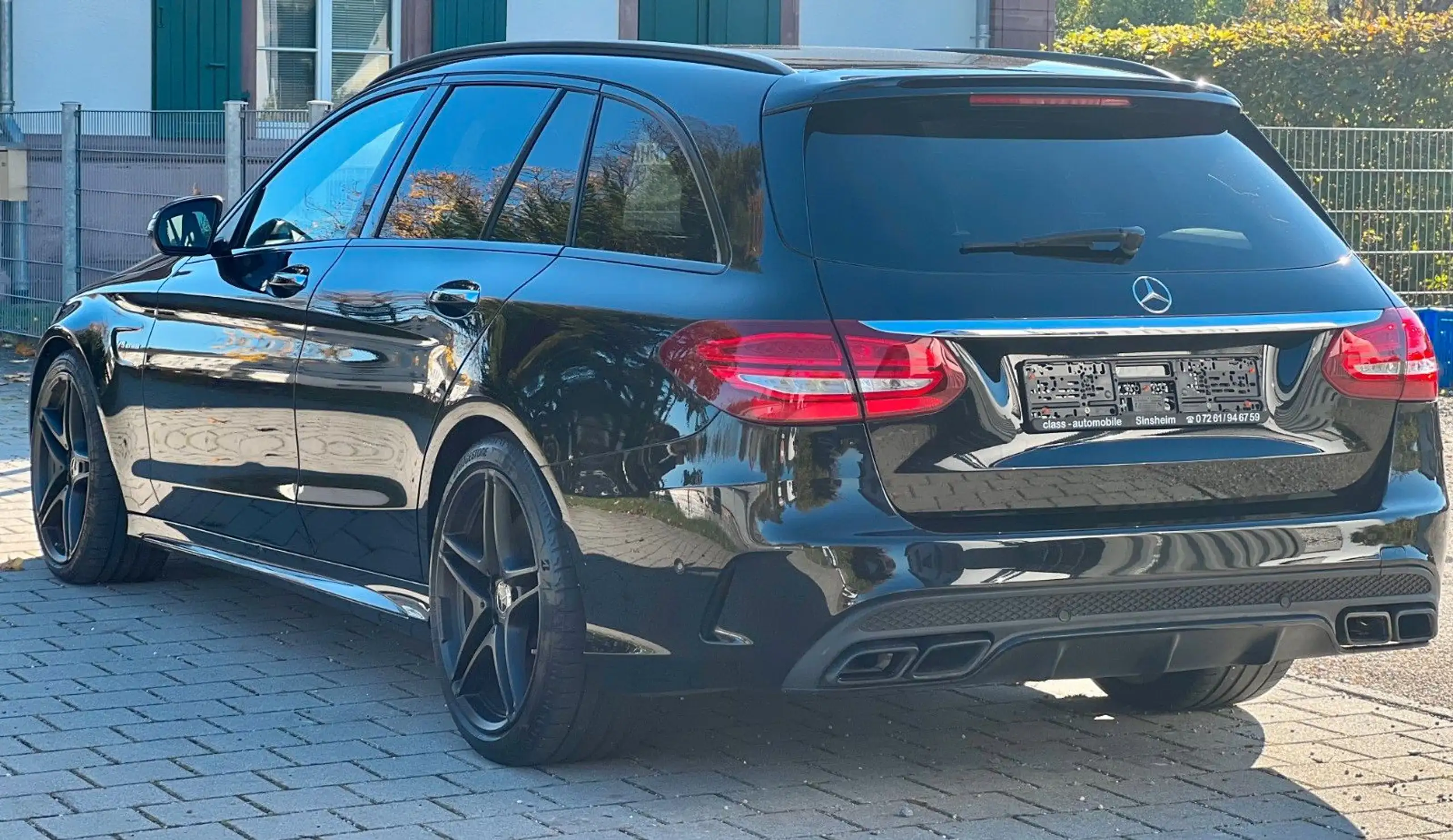 Mercedes-Benz - C 63 AMG