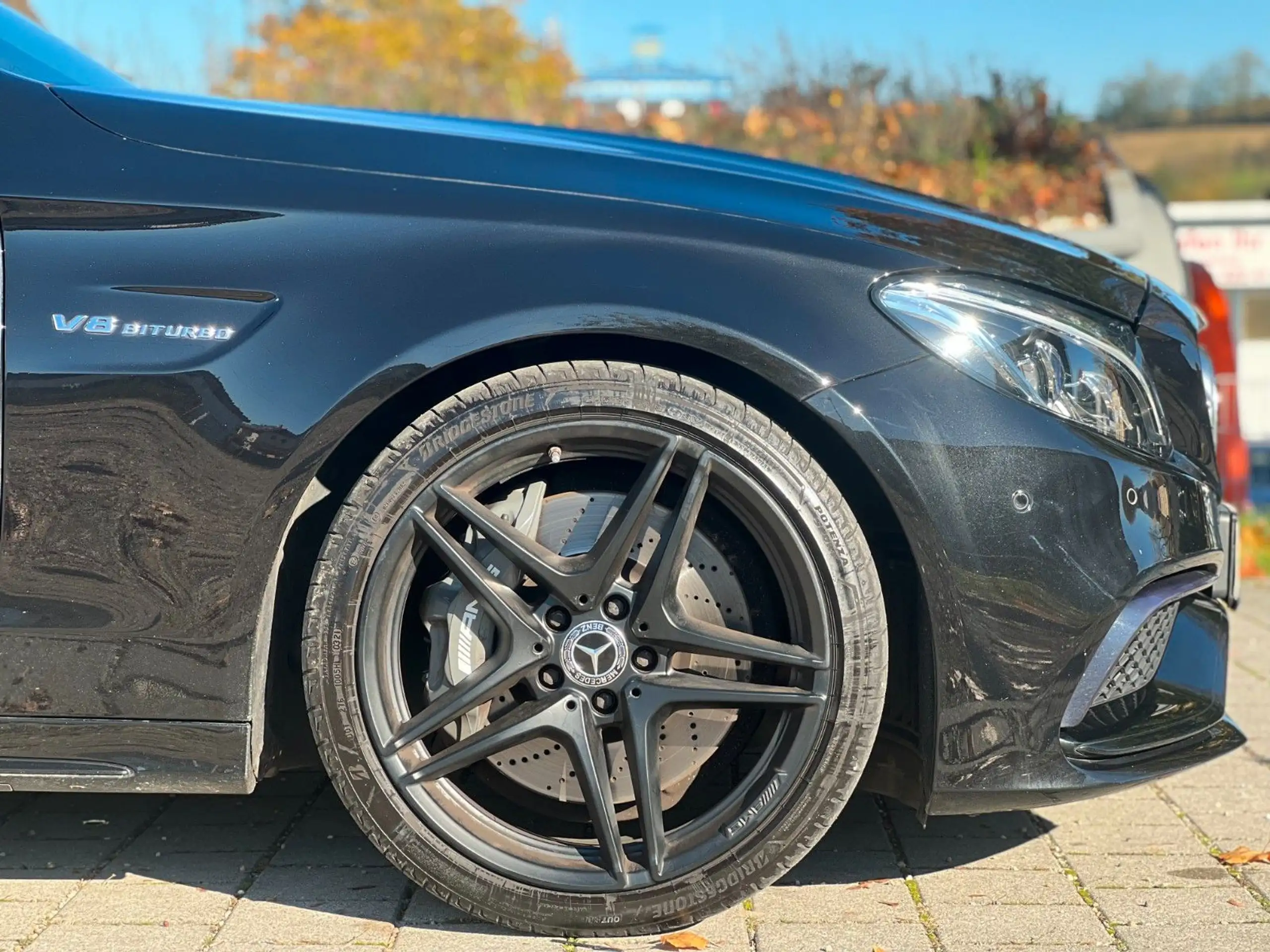 Mercedes-Benz - C 63 AMG