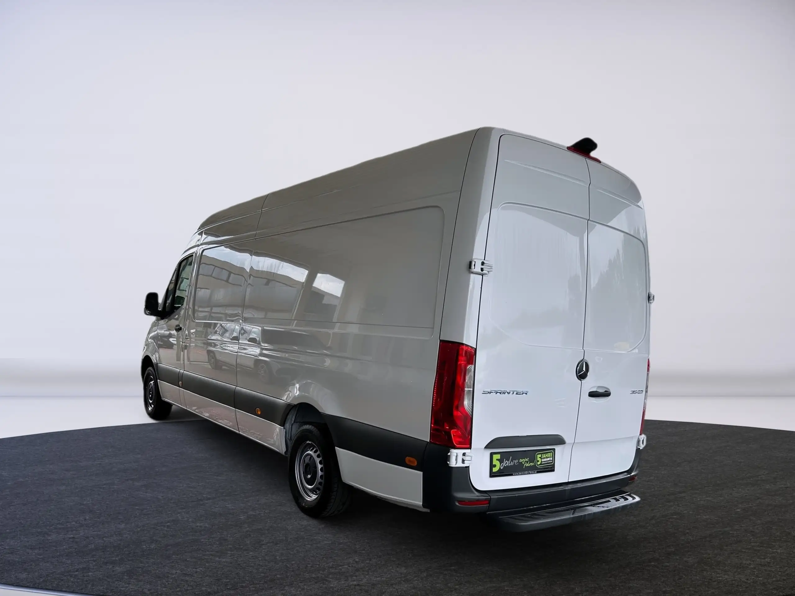 Mercedes-Benz - Sprinter