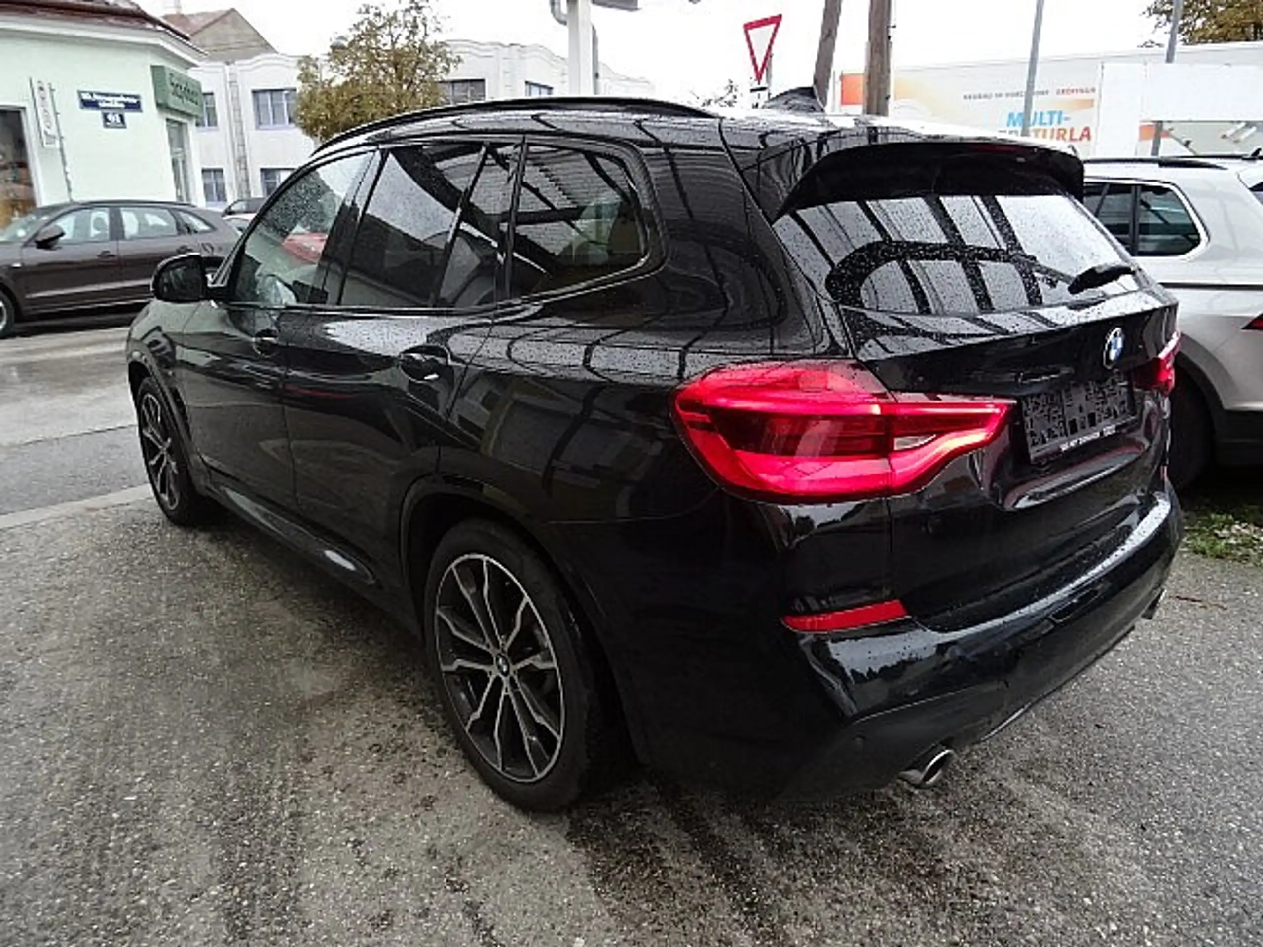 BMW - X3