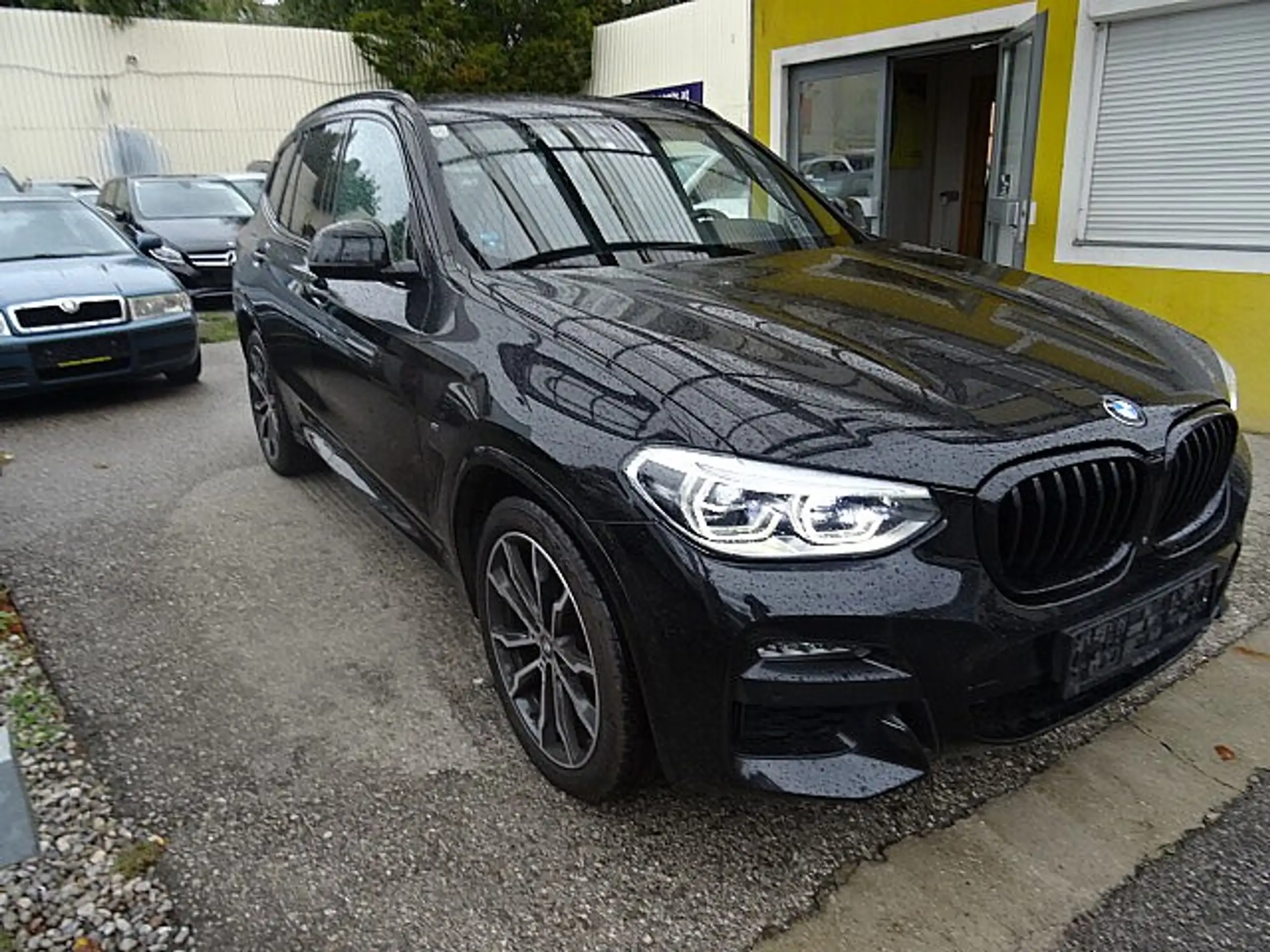 BMW - X3