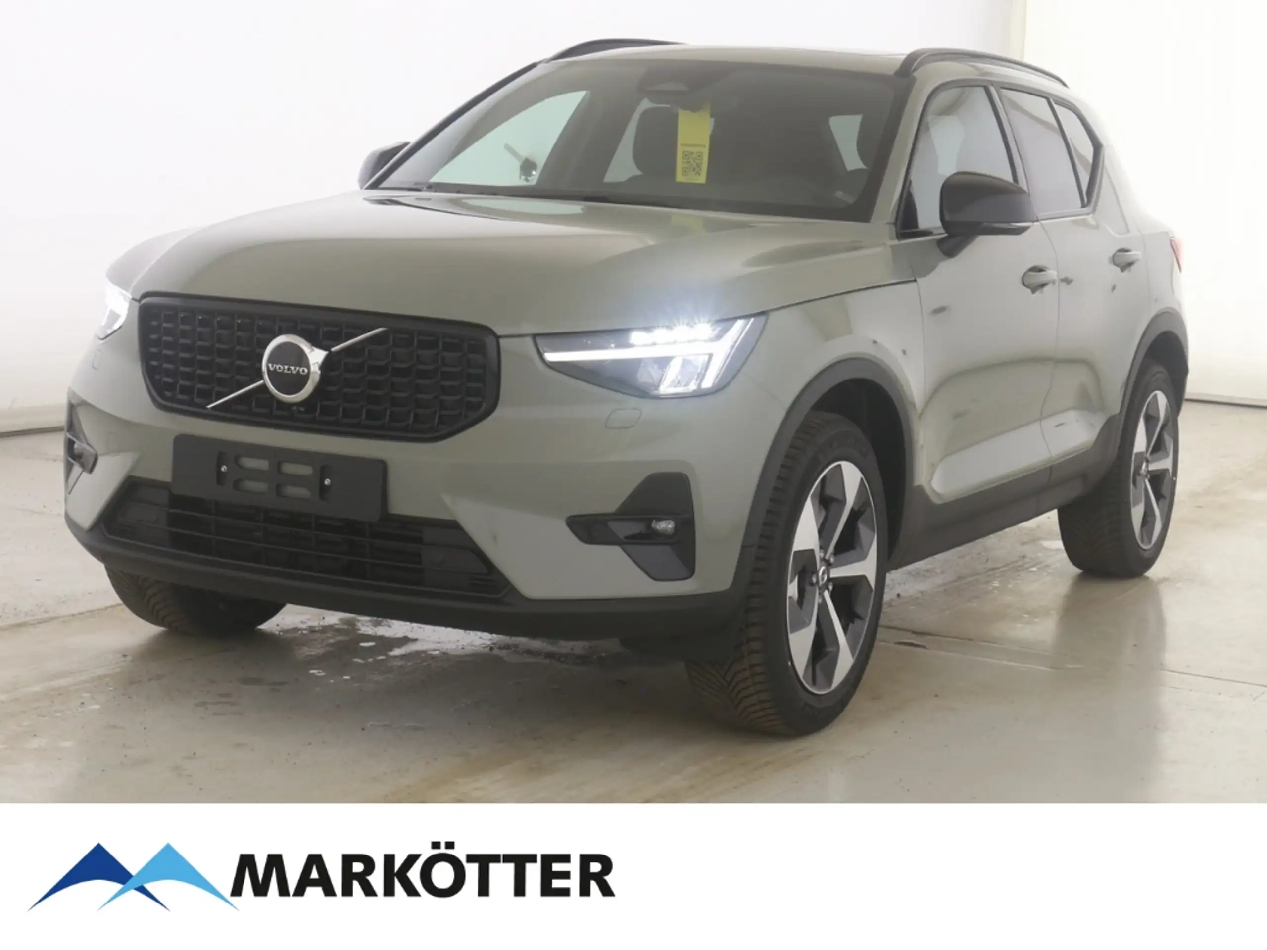 Volvo - XC40