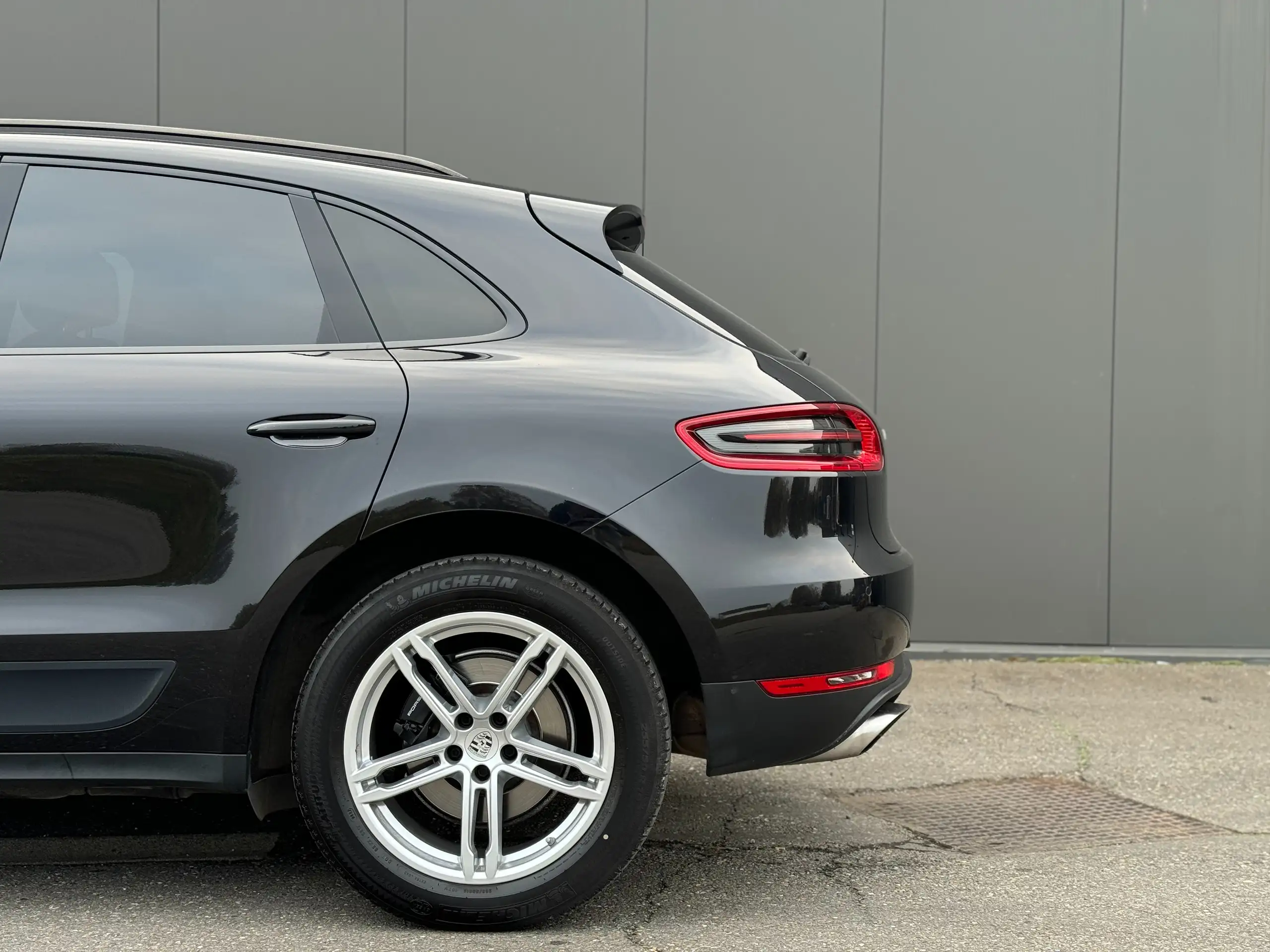 Porsche - Macan