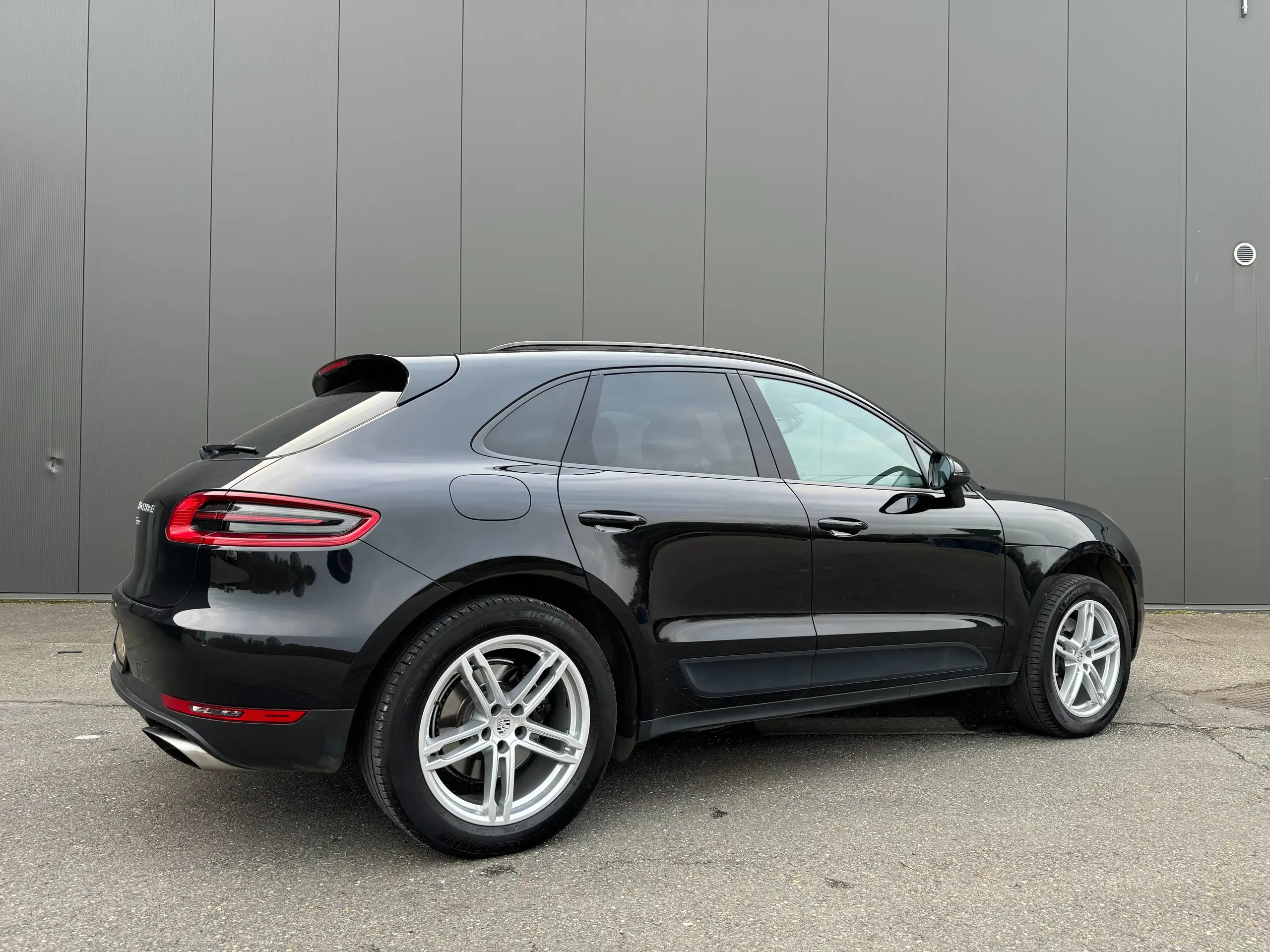 Porsche - Macan