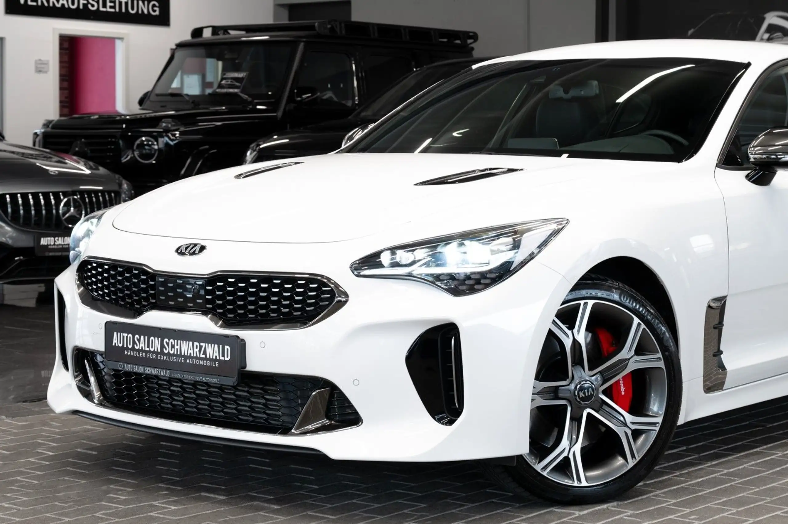 Kia - Stinger