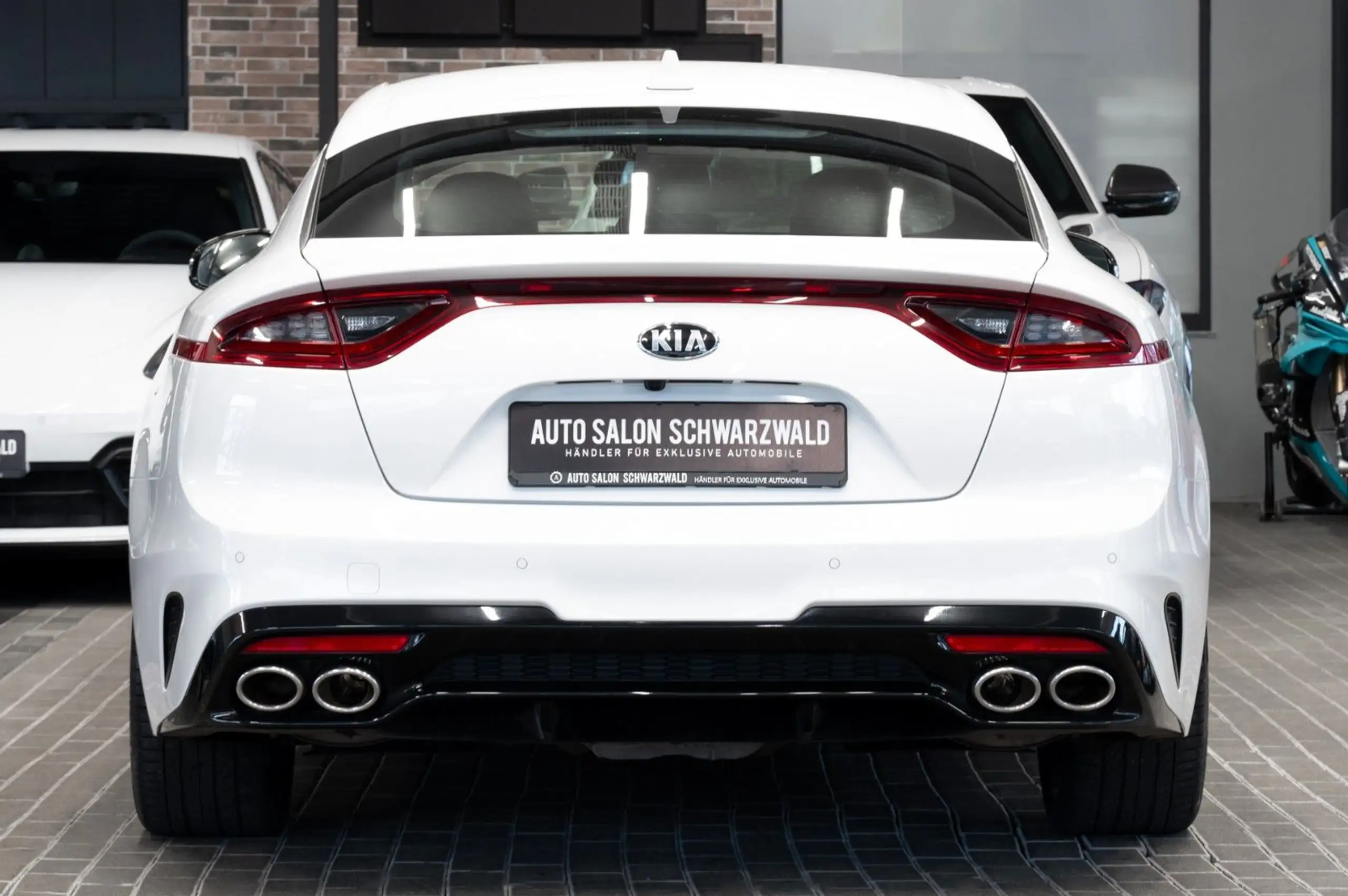 Kia - Stinger