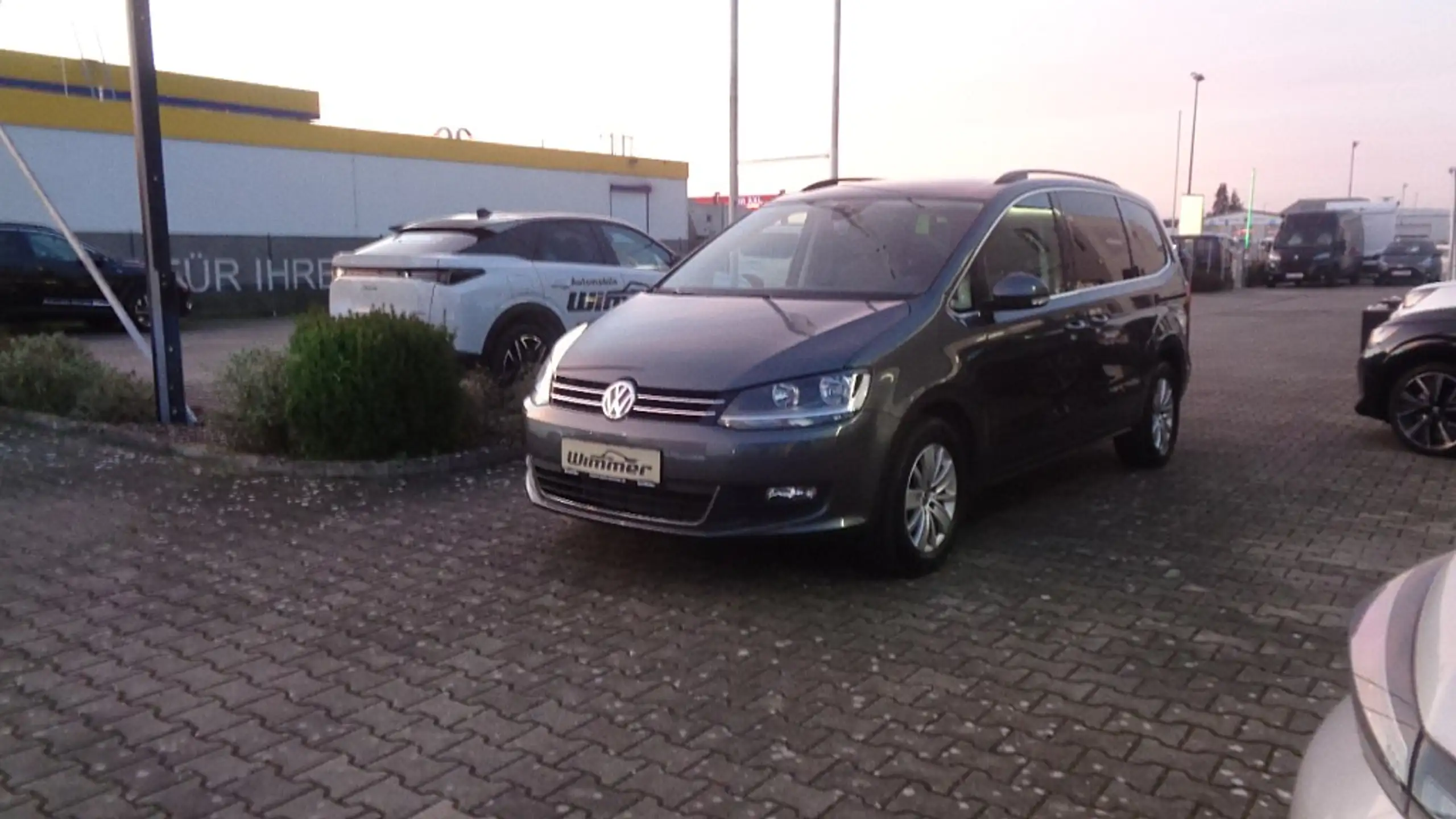 Volkswagen - Sharan