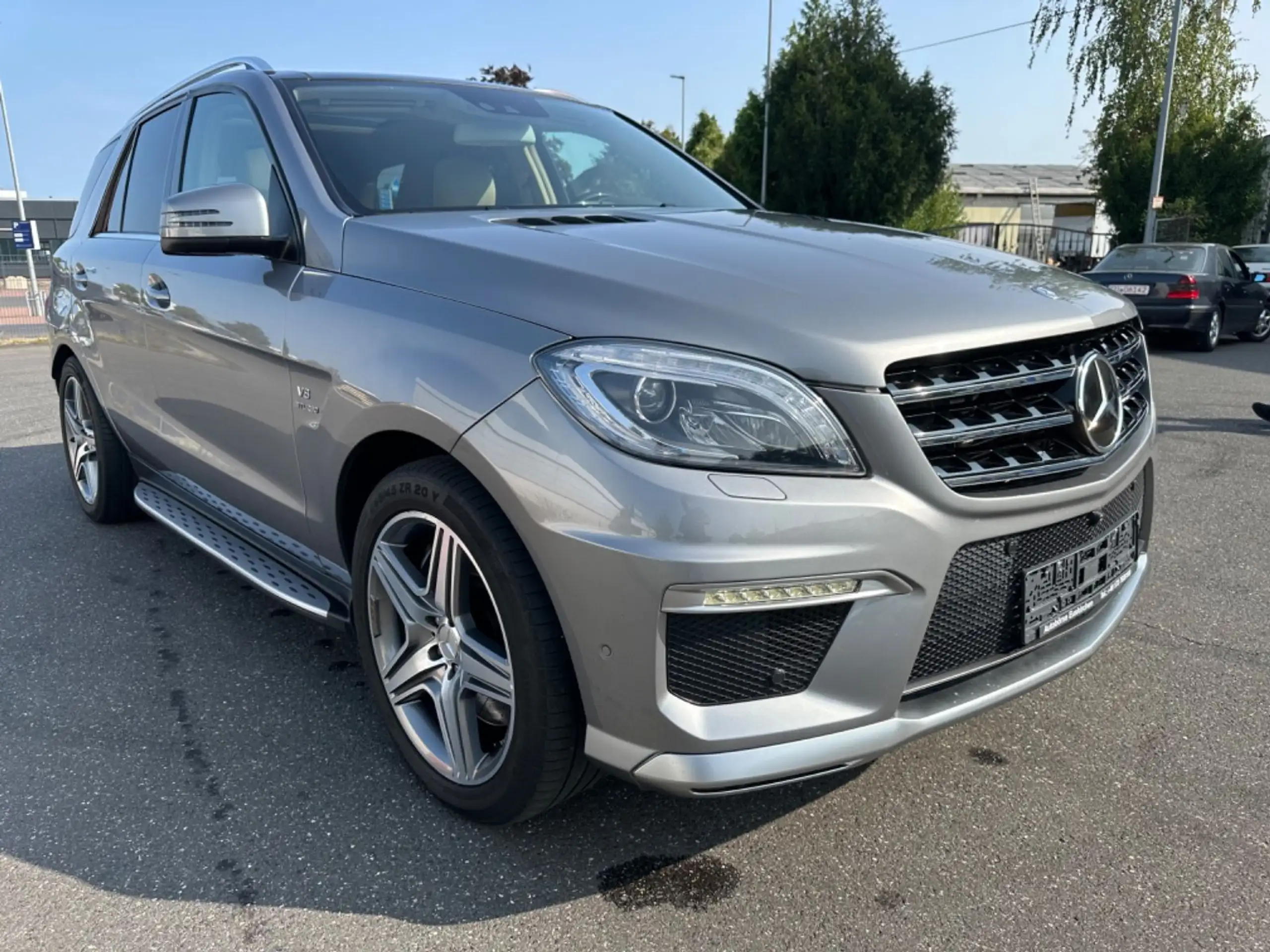 Mercedes-Benz - ML 63 AMG