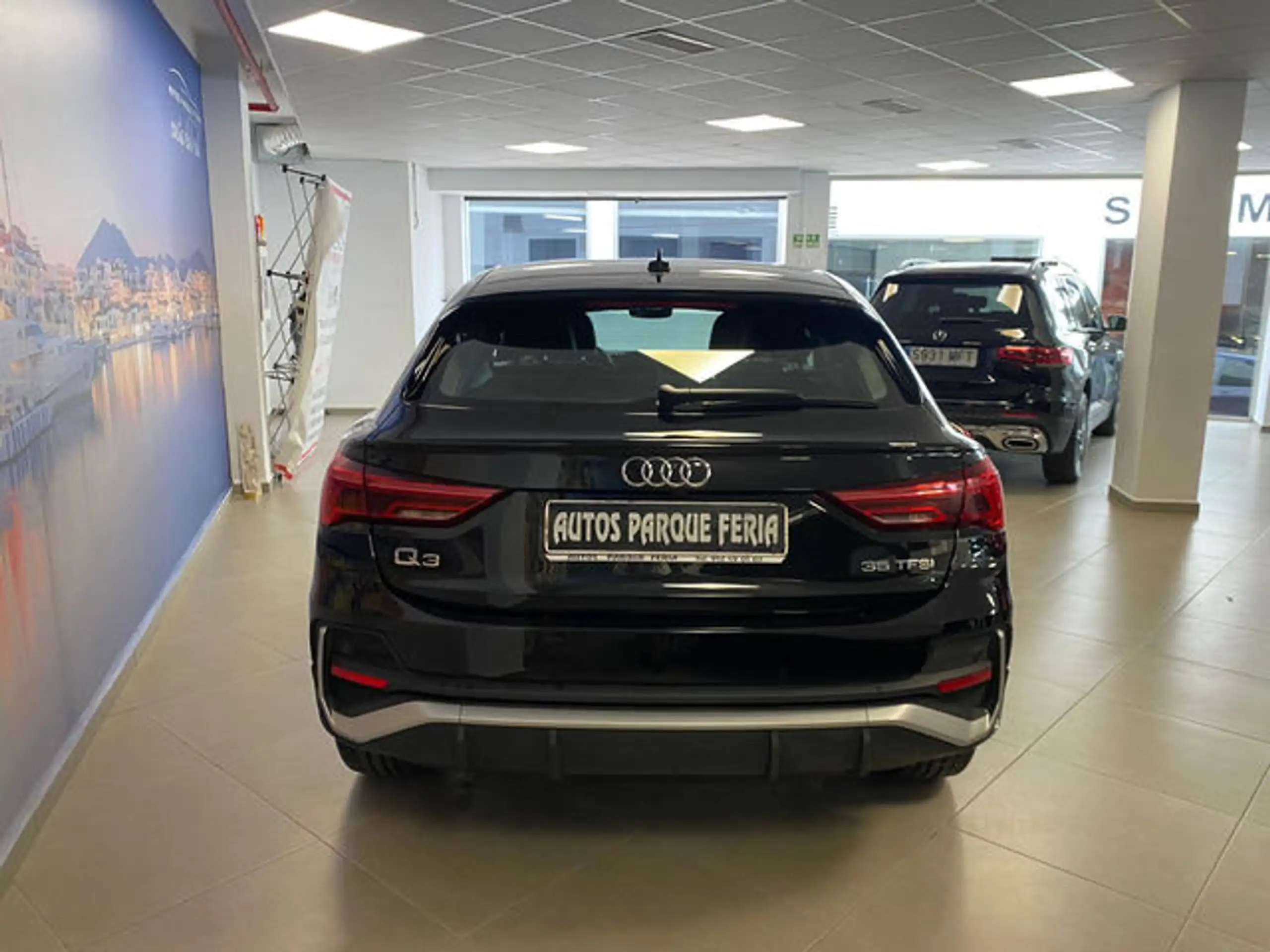 Audi - Q3