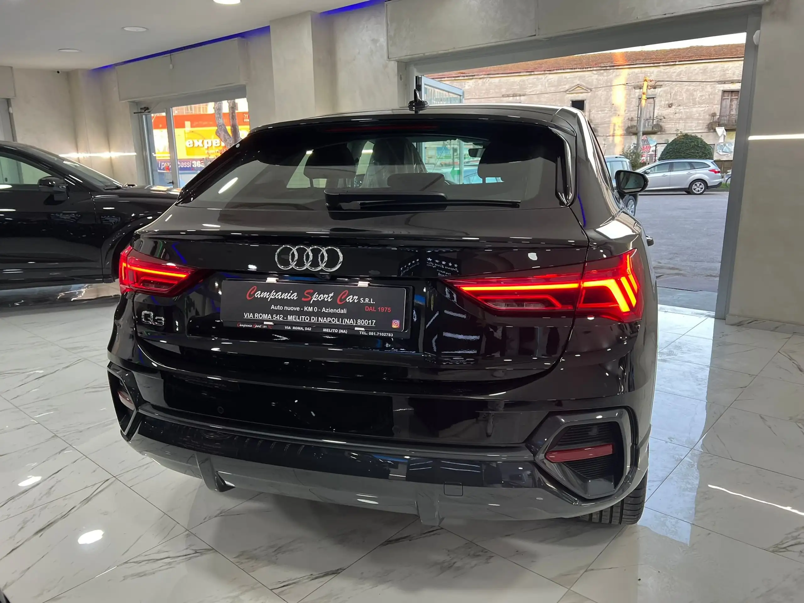 Audi - Q3