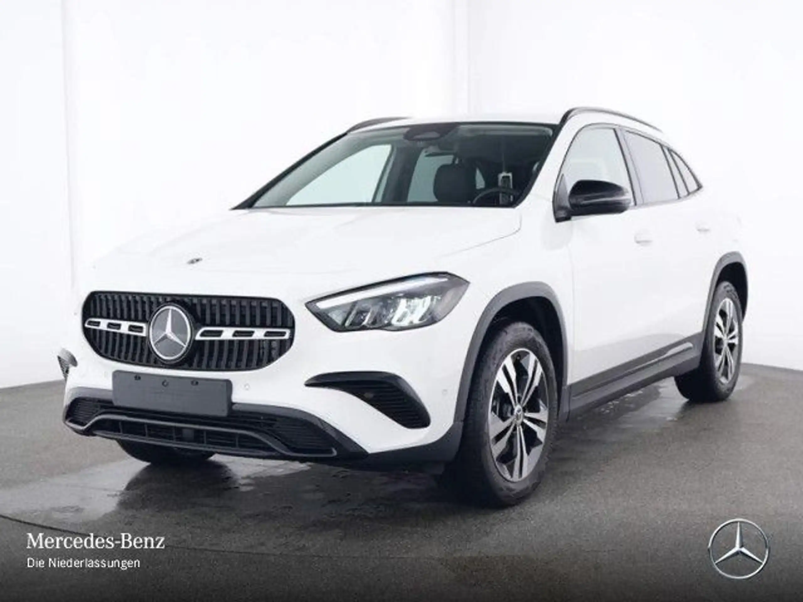 Mercedes-Benz - GLA 250