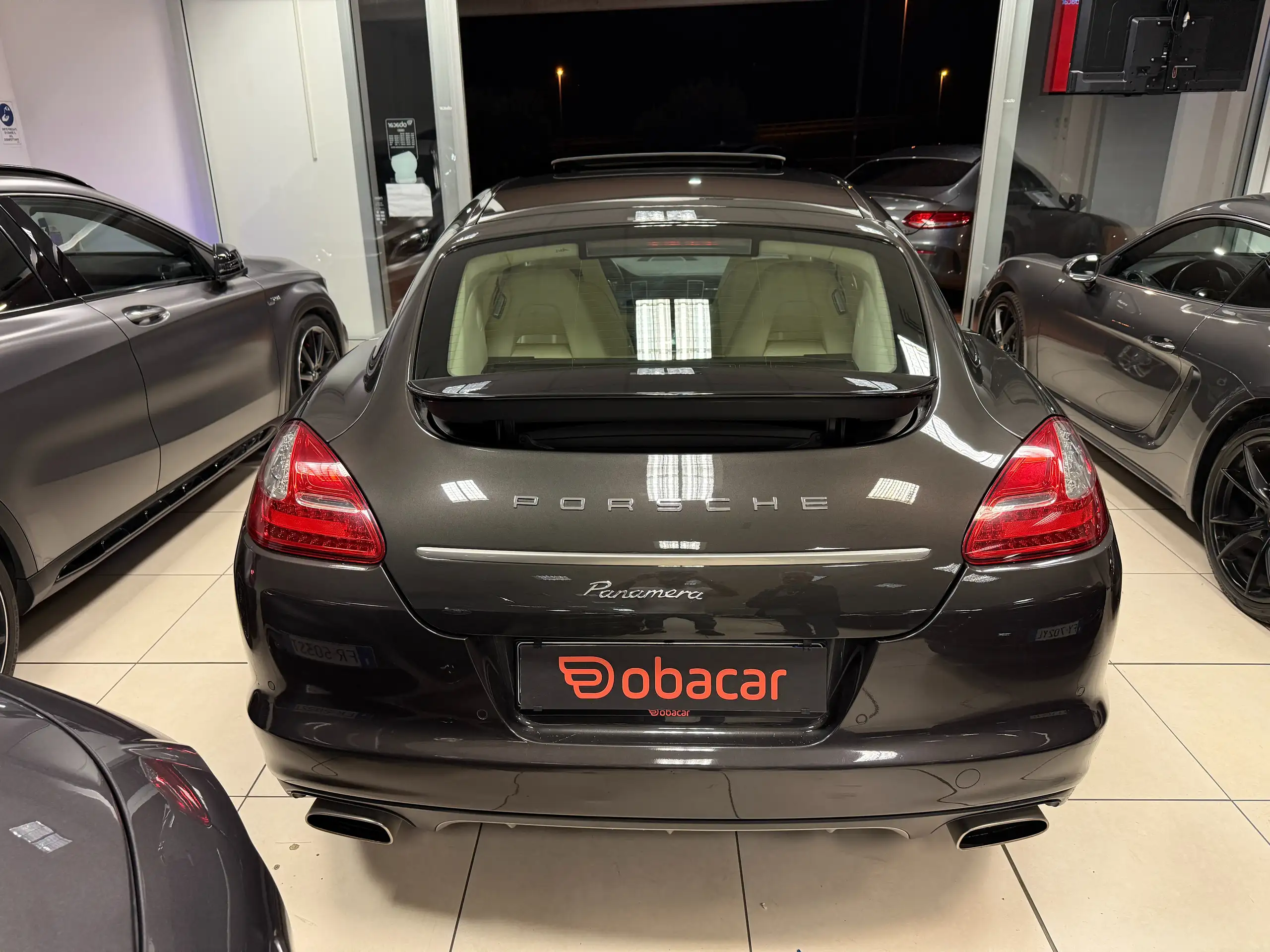 Porsche - Panamera