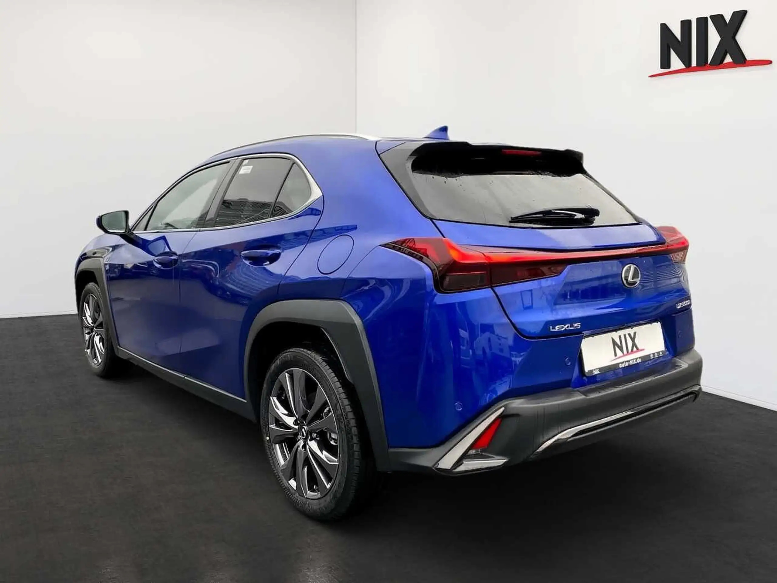 Lexus - UX 300h