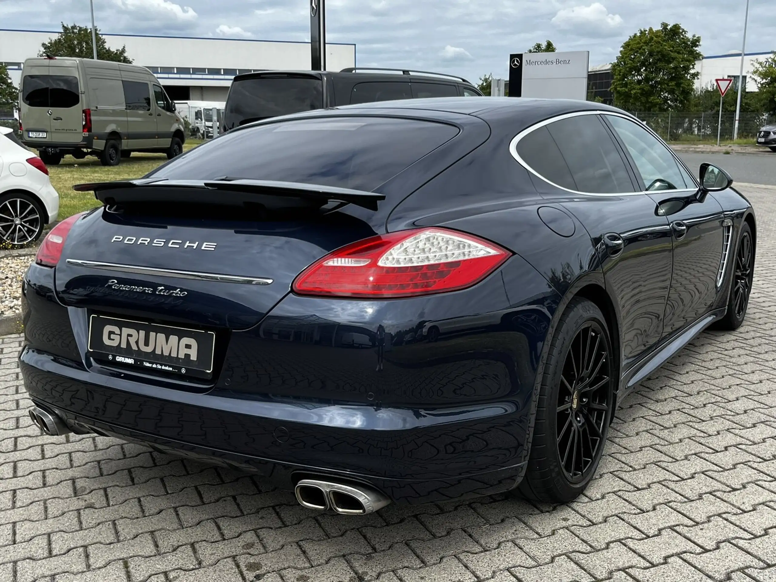 Porsche - Panamera