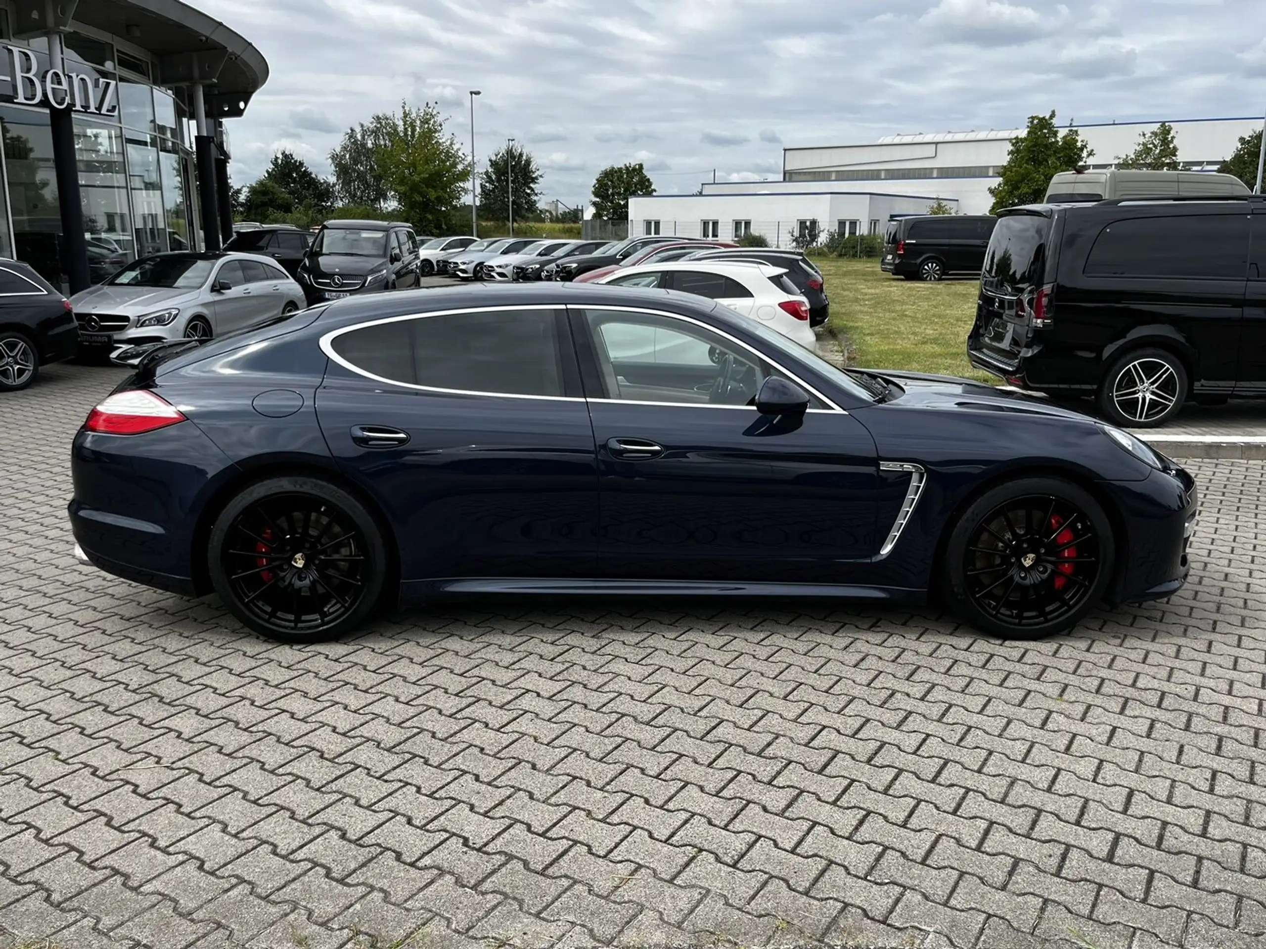 Porsche - Panamera