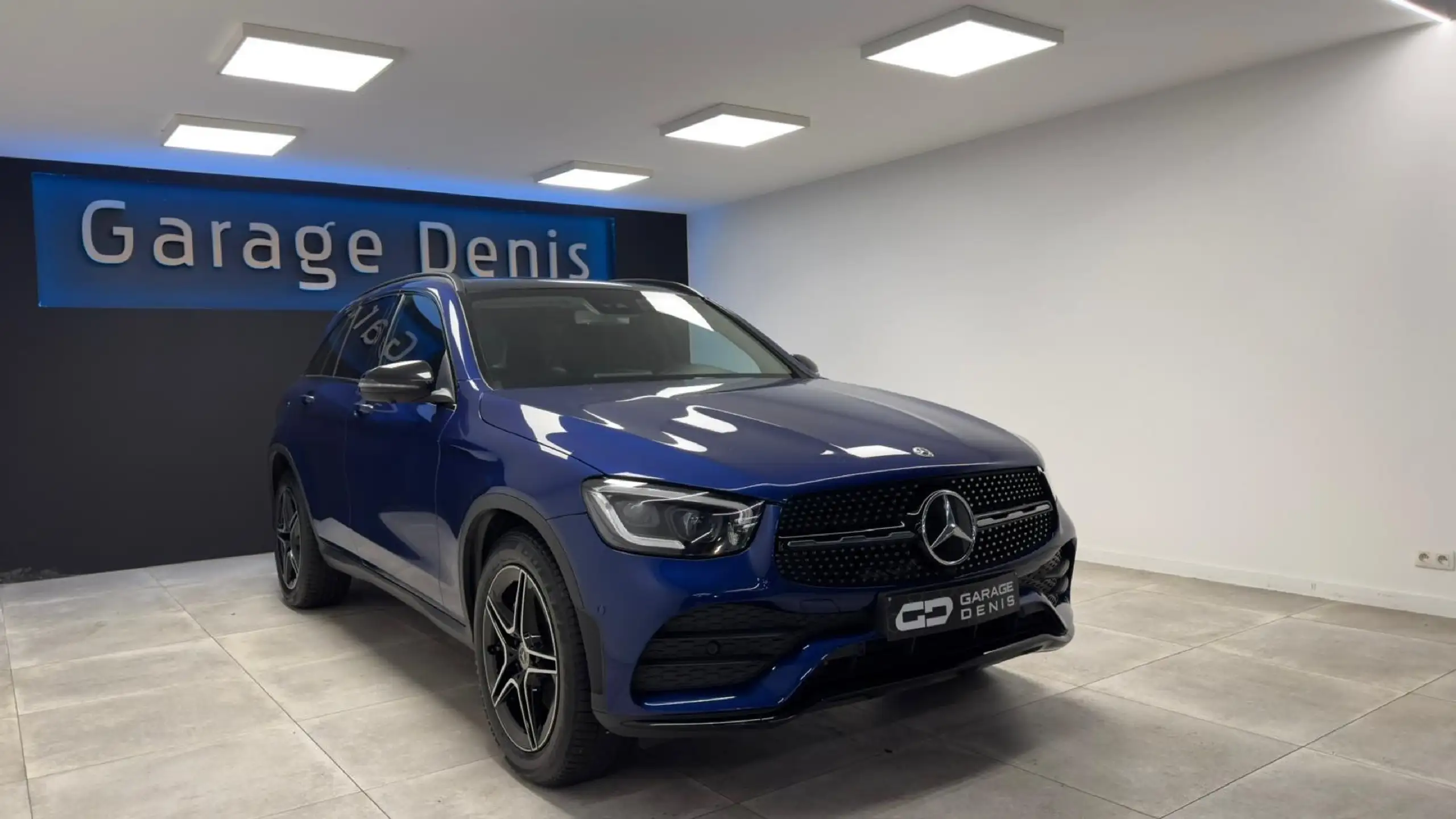 Mercedes-Benz - GLC 200