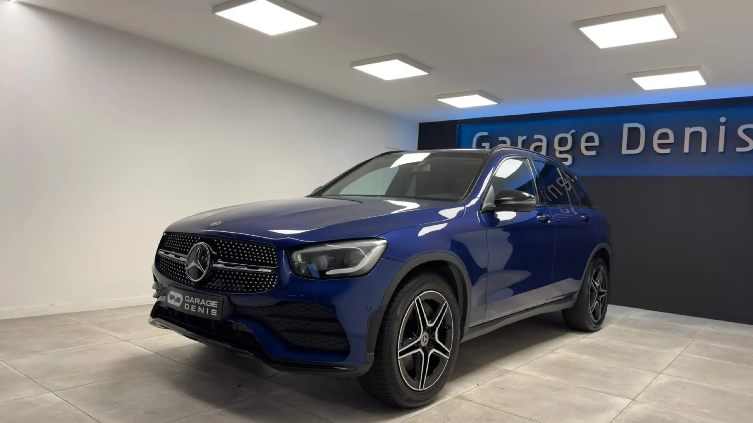 Mercedes-Benz - GLC 200