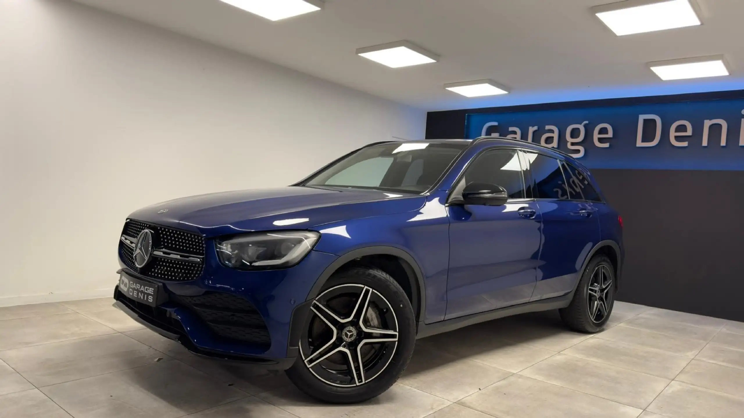 Mercedes-Benz - GLC 200