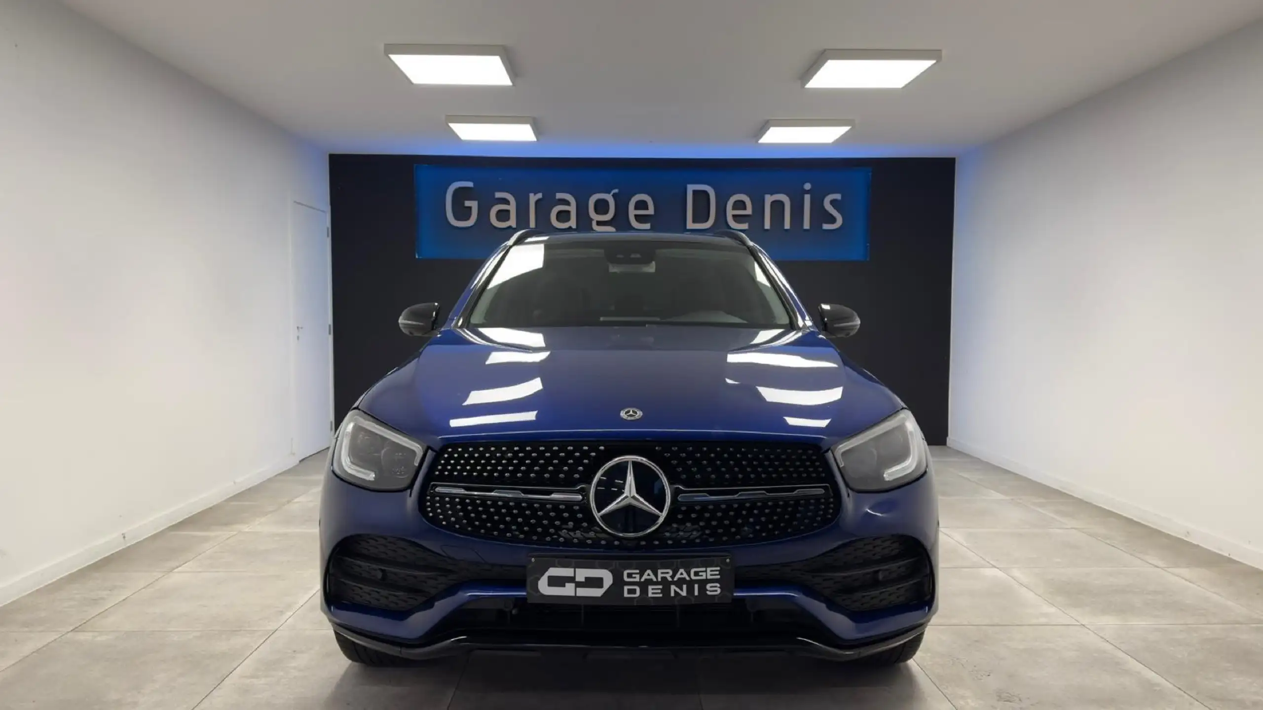 Mercedes-Benz - GLC 200