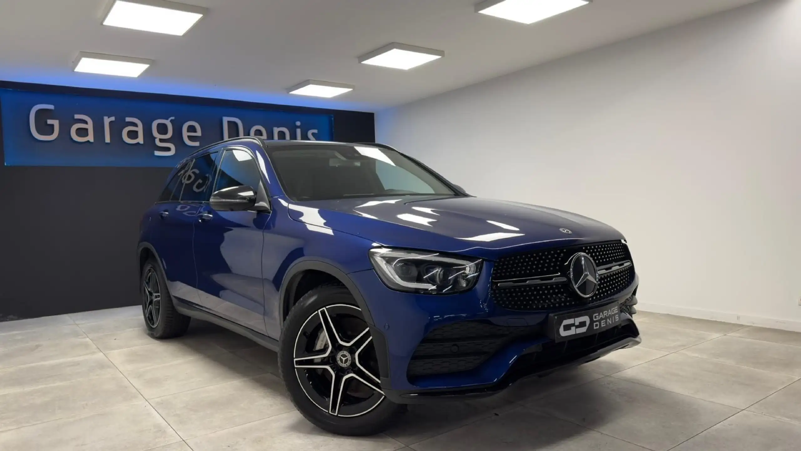 Mercedes-Benz - GLC 200